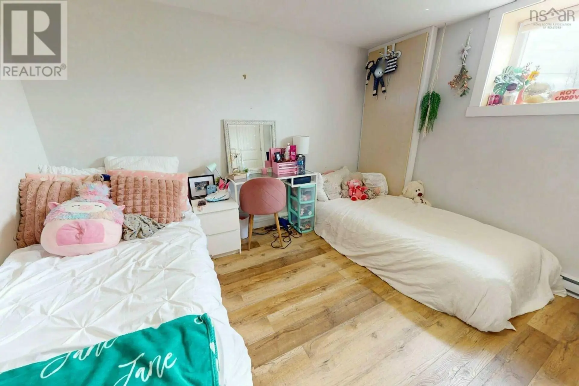 4861 dunmore Road - Image 17
