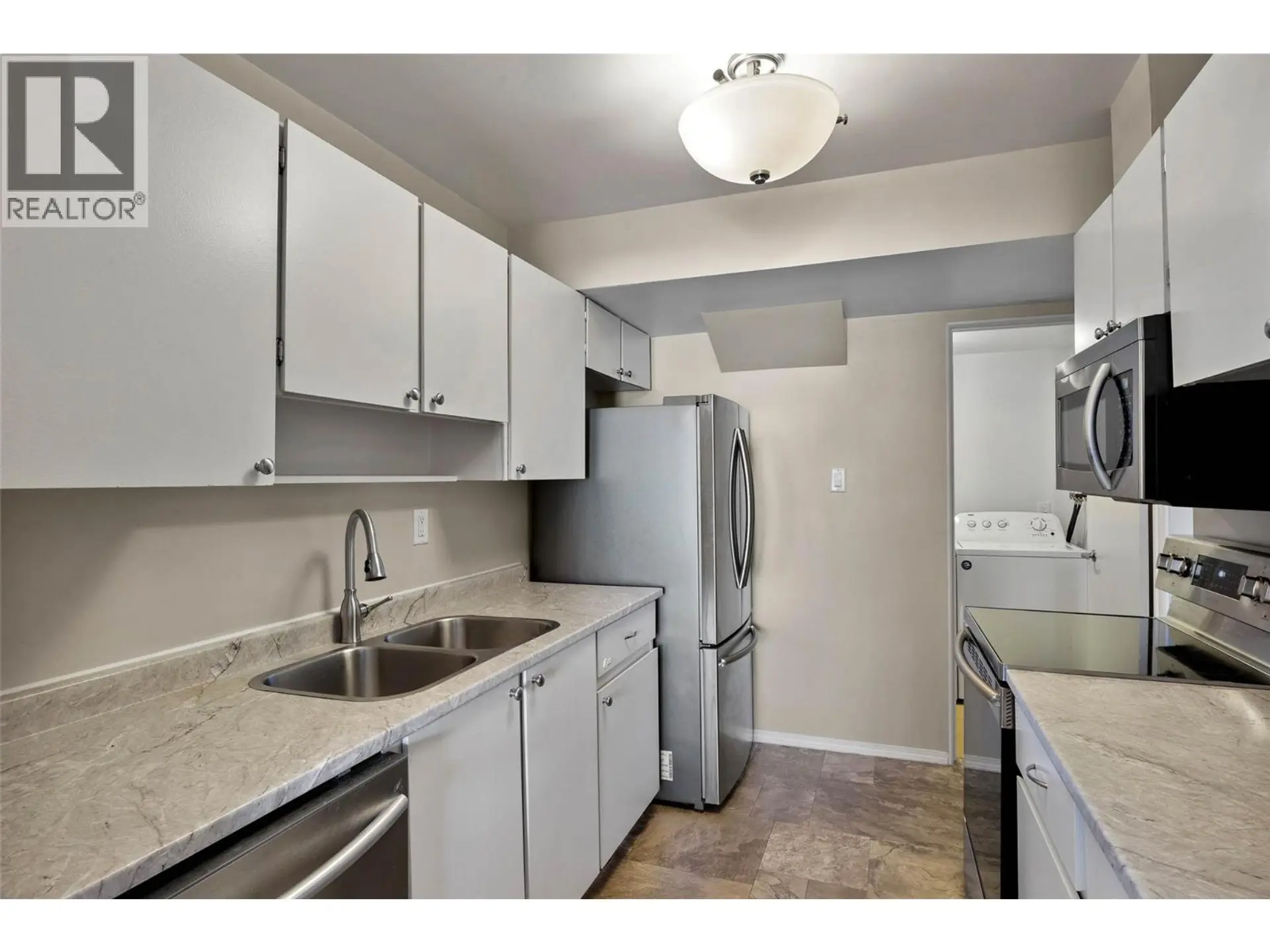 #43 137 MCGILL Road - Image 12