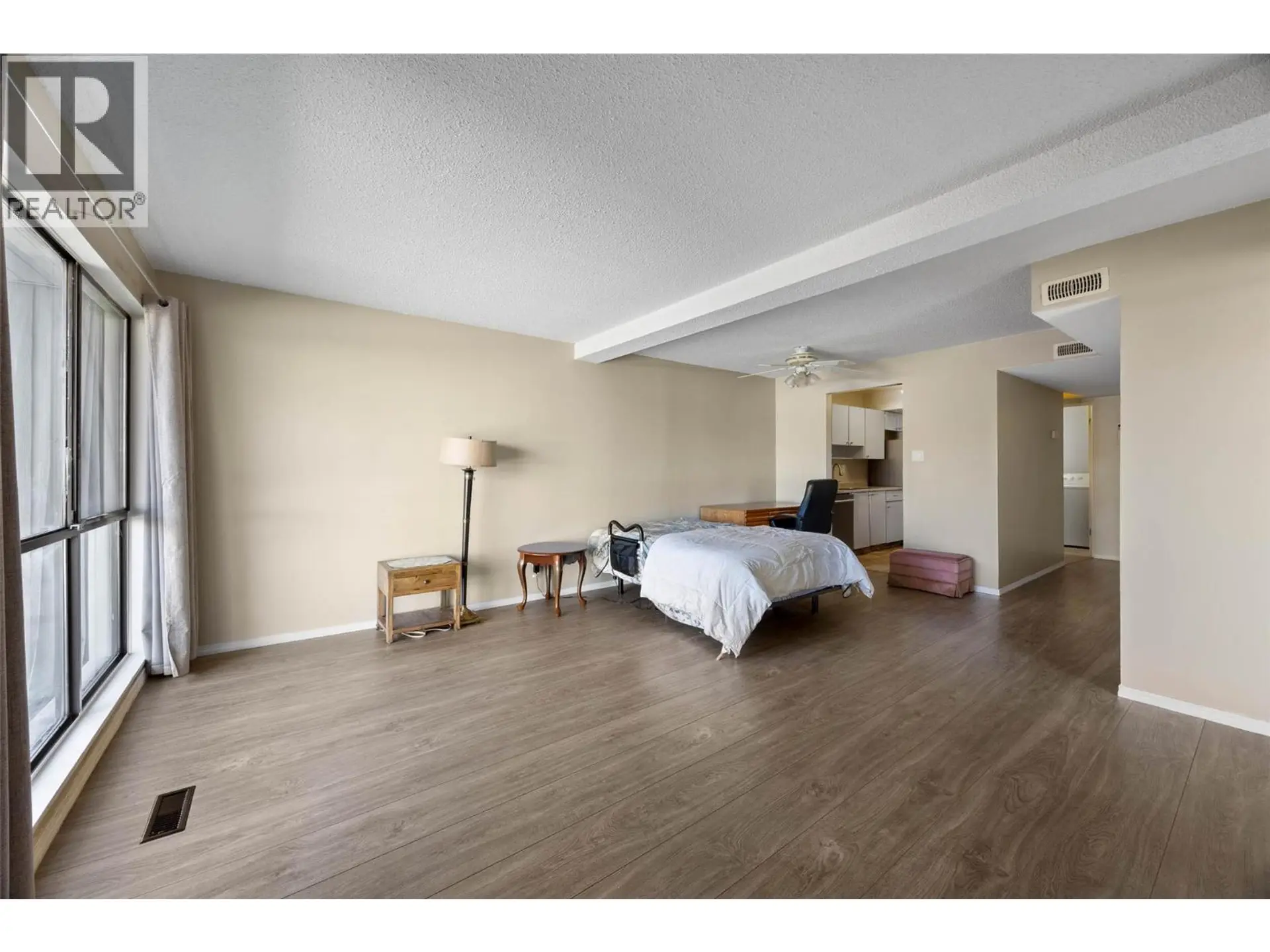#43 137 MCGILL Road - Image 5