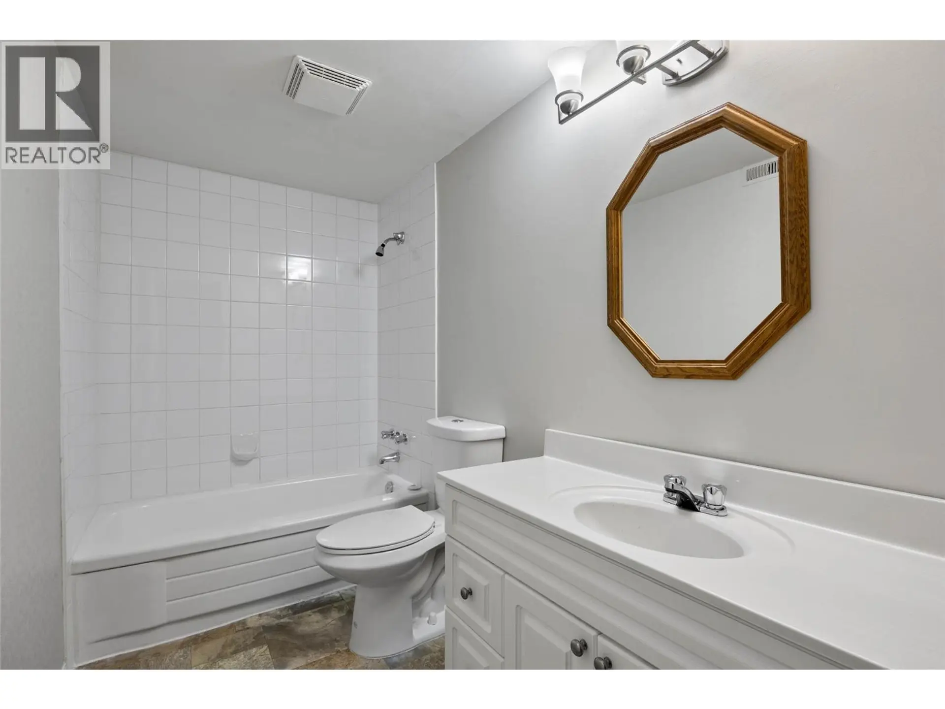 #43 137 MCGILL Road - Image 8