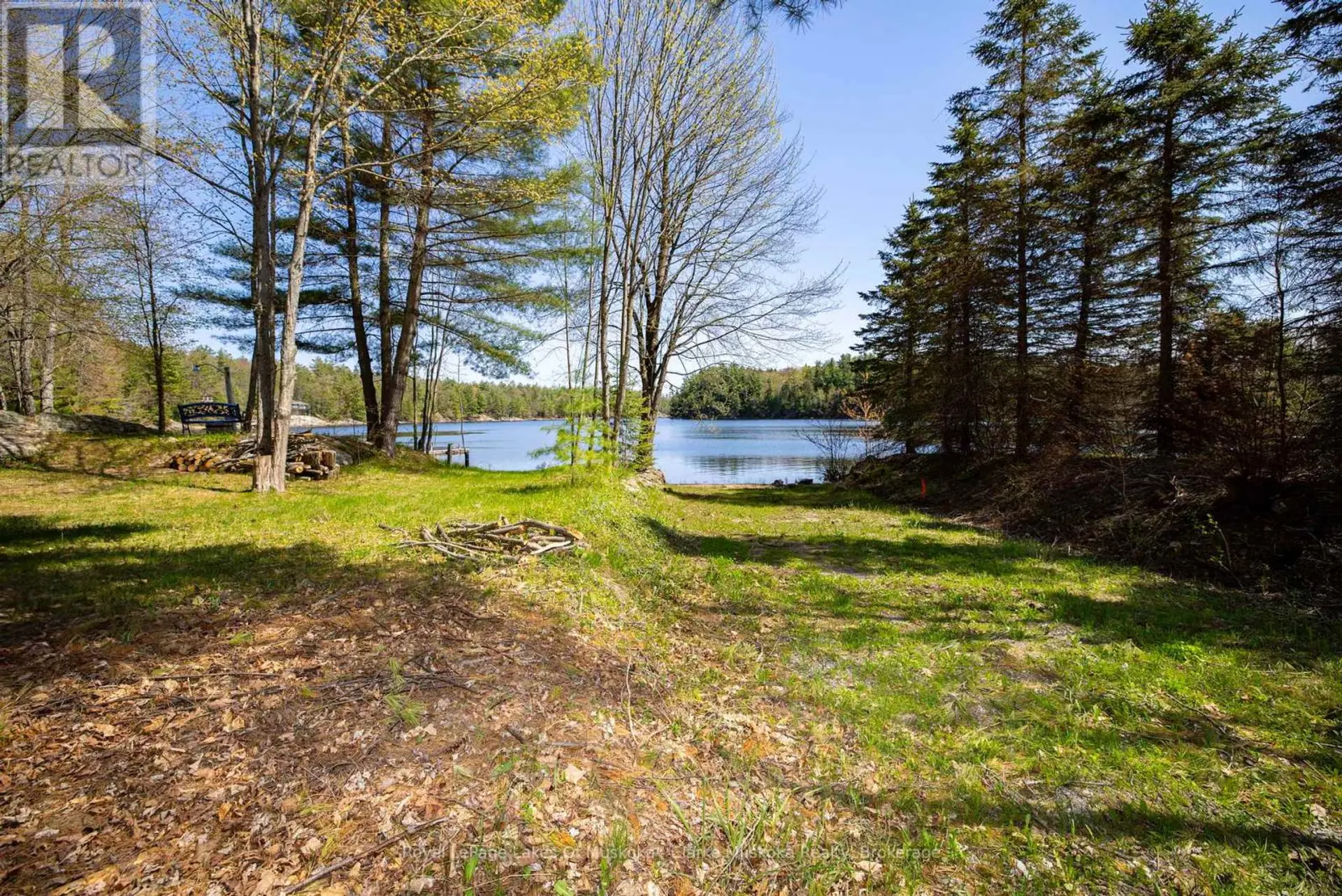 525 HIAWATHA ROAD - Image 20
