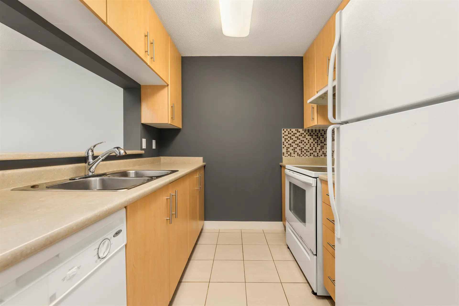 #1203 3660 Vanness Avenue - Image 6