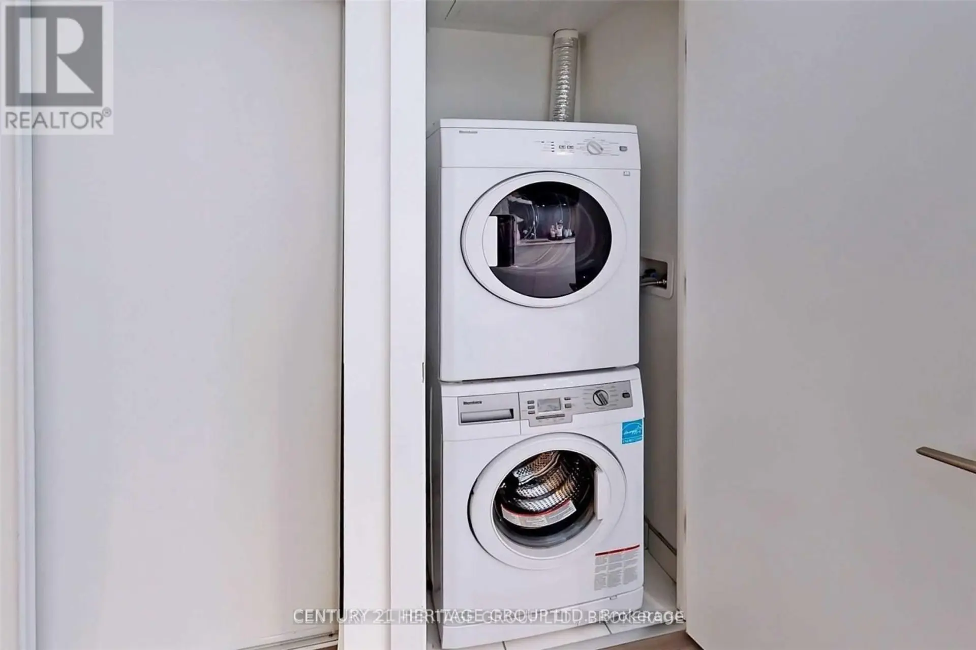 #512 6 PARKWOOD AVENUE - Image 10