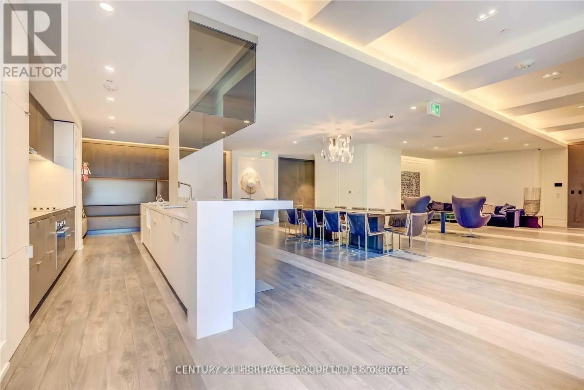 #512 6 PARKWOOD AVENUE - Image 12