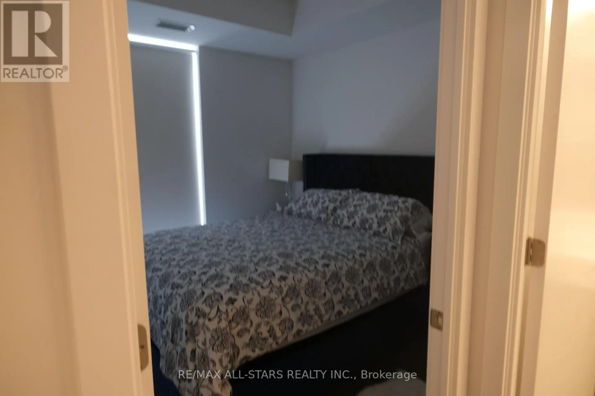 #1007 130 RIVER STREET - Image 16