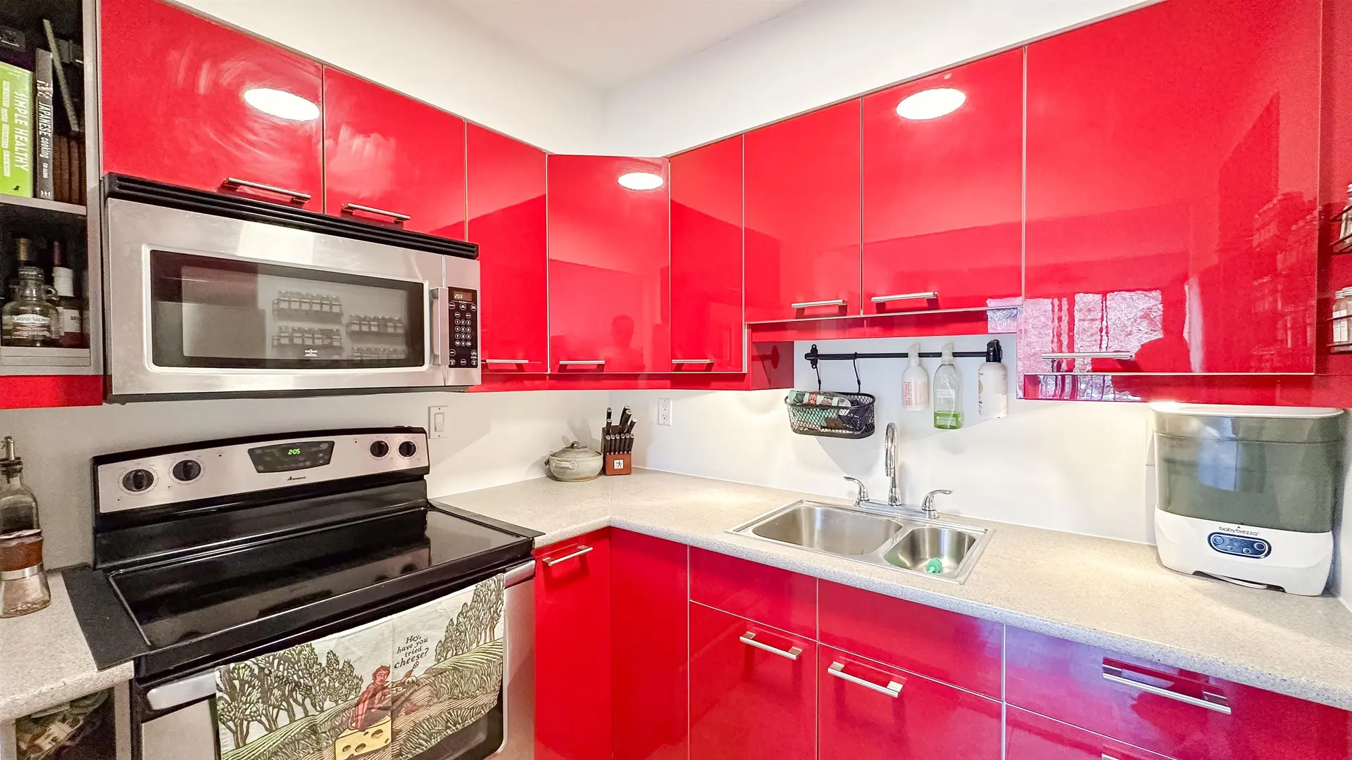 #202 2080 Maple Street - Image 6