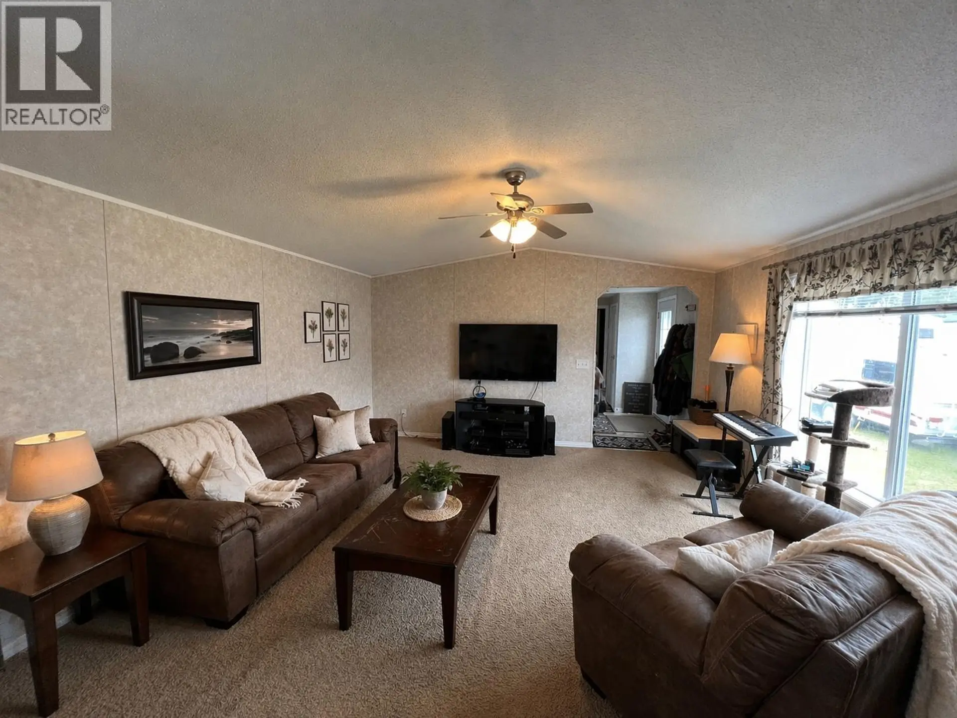 5514 PINE CRESCENT - Image 4