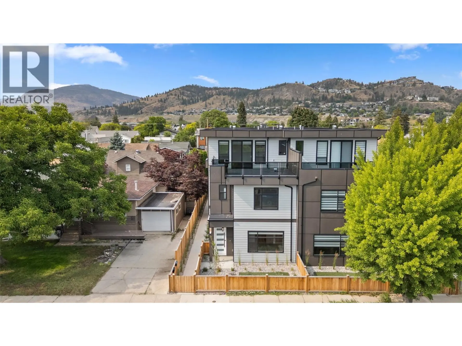 Property at #1 954 Stockwell Avenue, Kelowna, BC