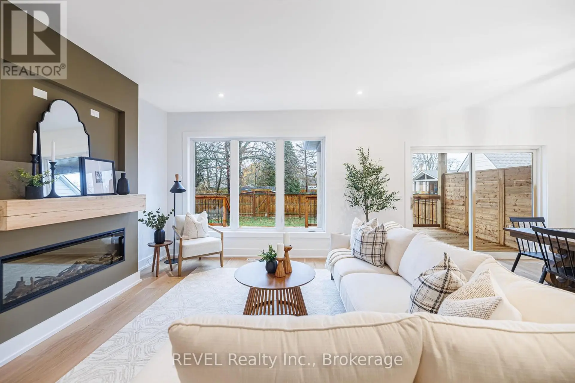 1133 DIPIETRO STREET - Image 5