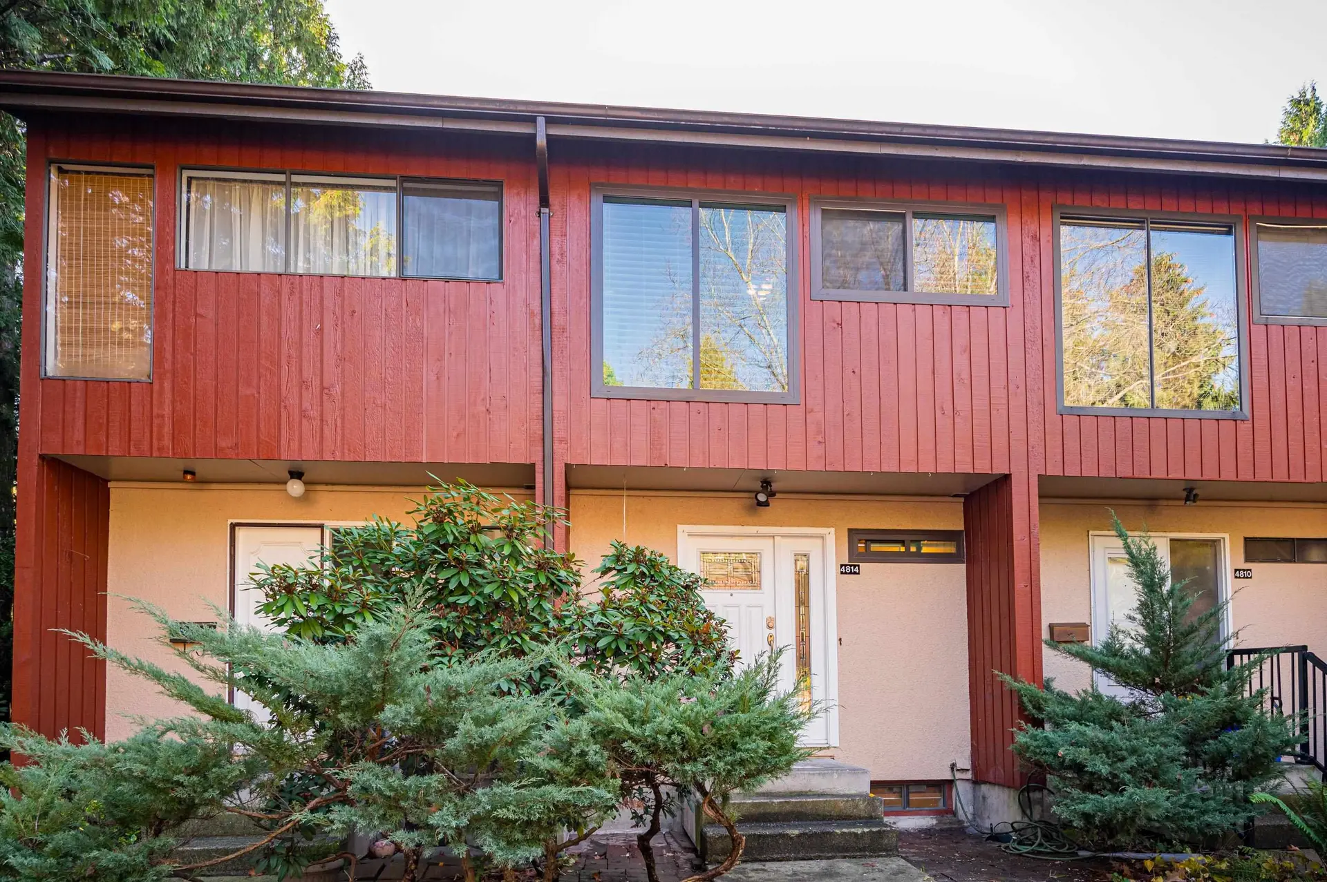 Property at 4814 Fernglen Drive, Burnaby, BC