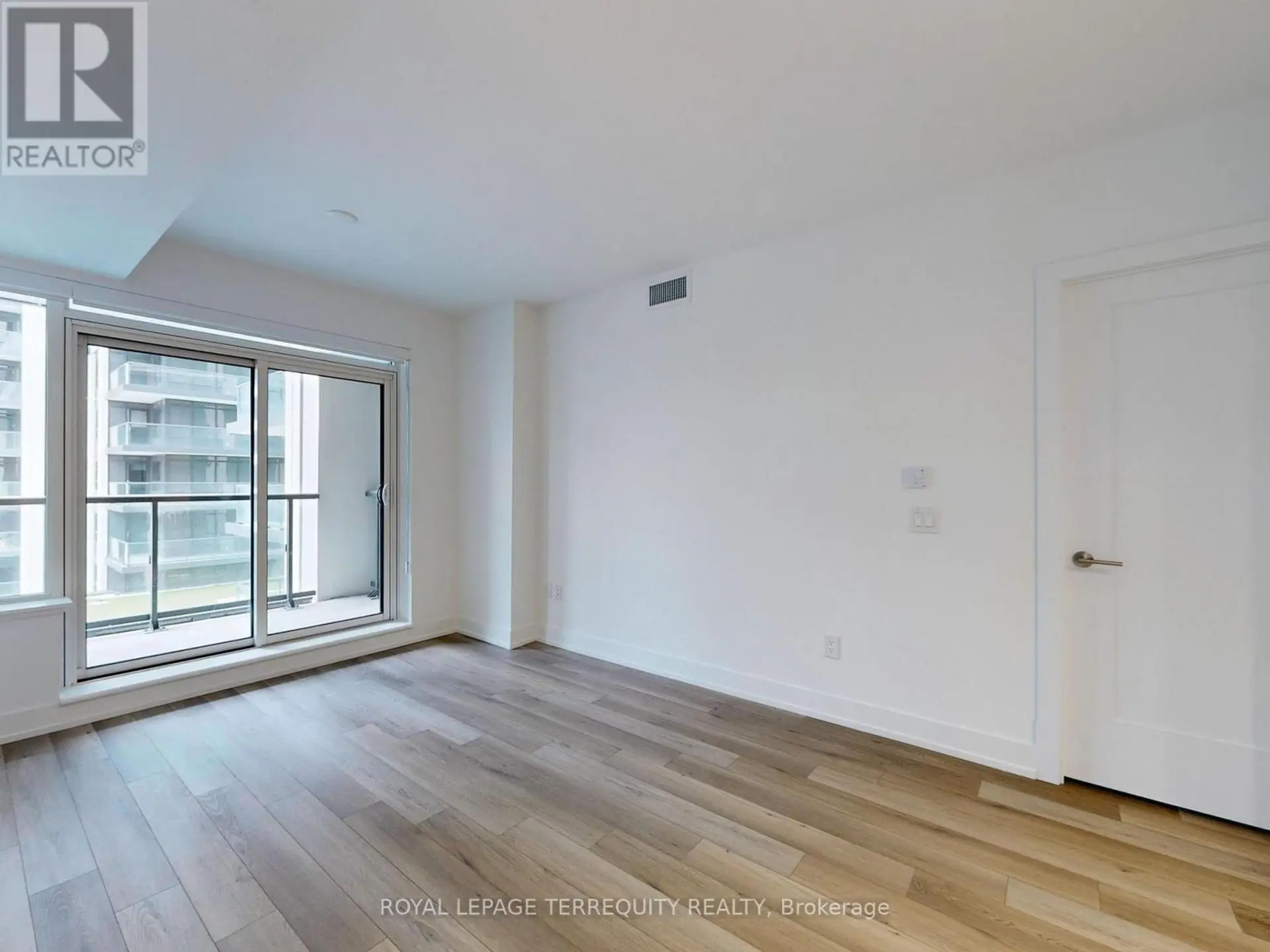 #701 8 CEDARLAND DRIVE - Image 5