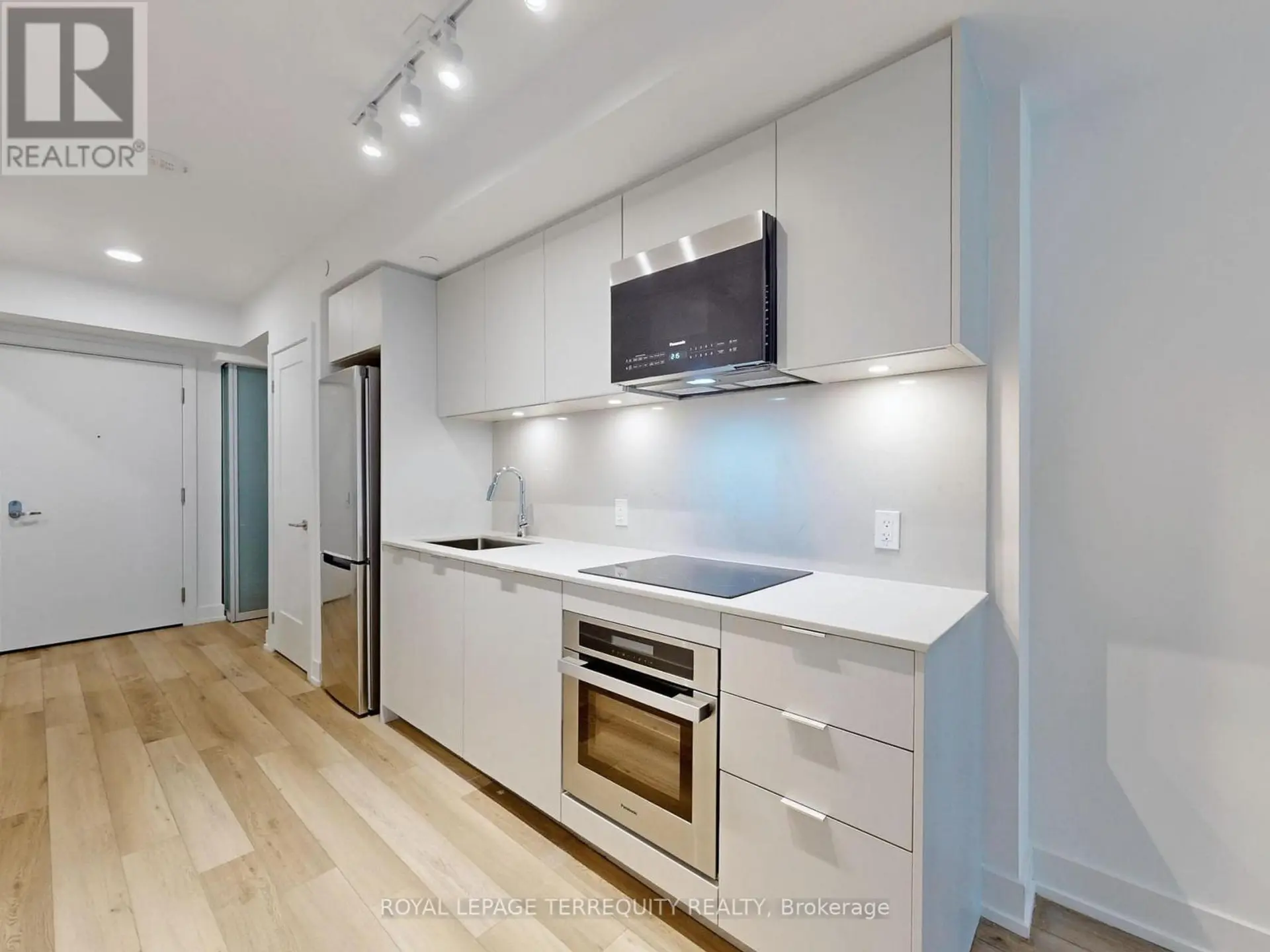 #701 8 CEDARLAND DRIVE - Image 8