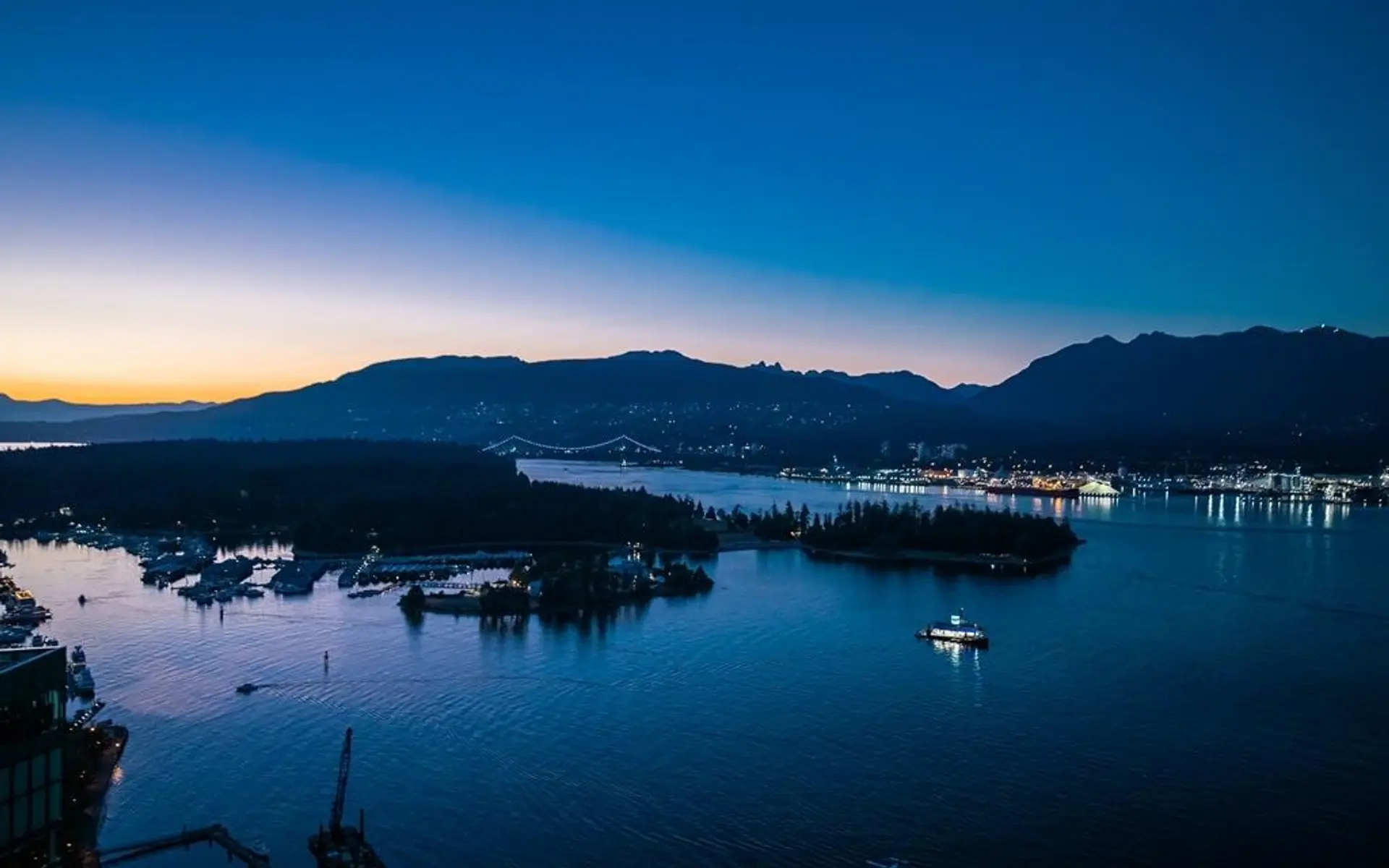 Property at #PH4201 1077 W Cordova Street, Vancouver, BC