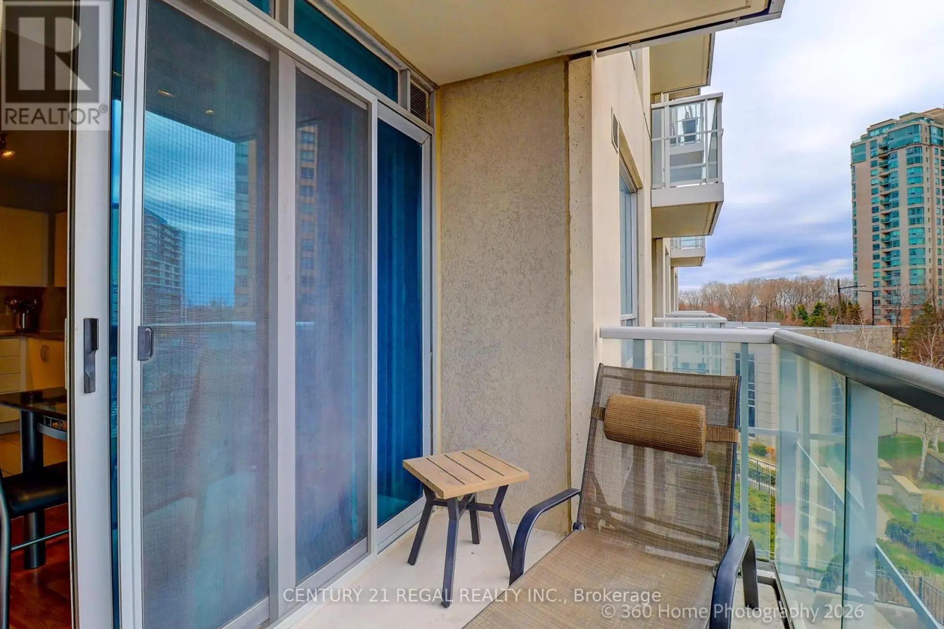 #315 83 BOROUGH DRIVE - Image 15