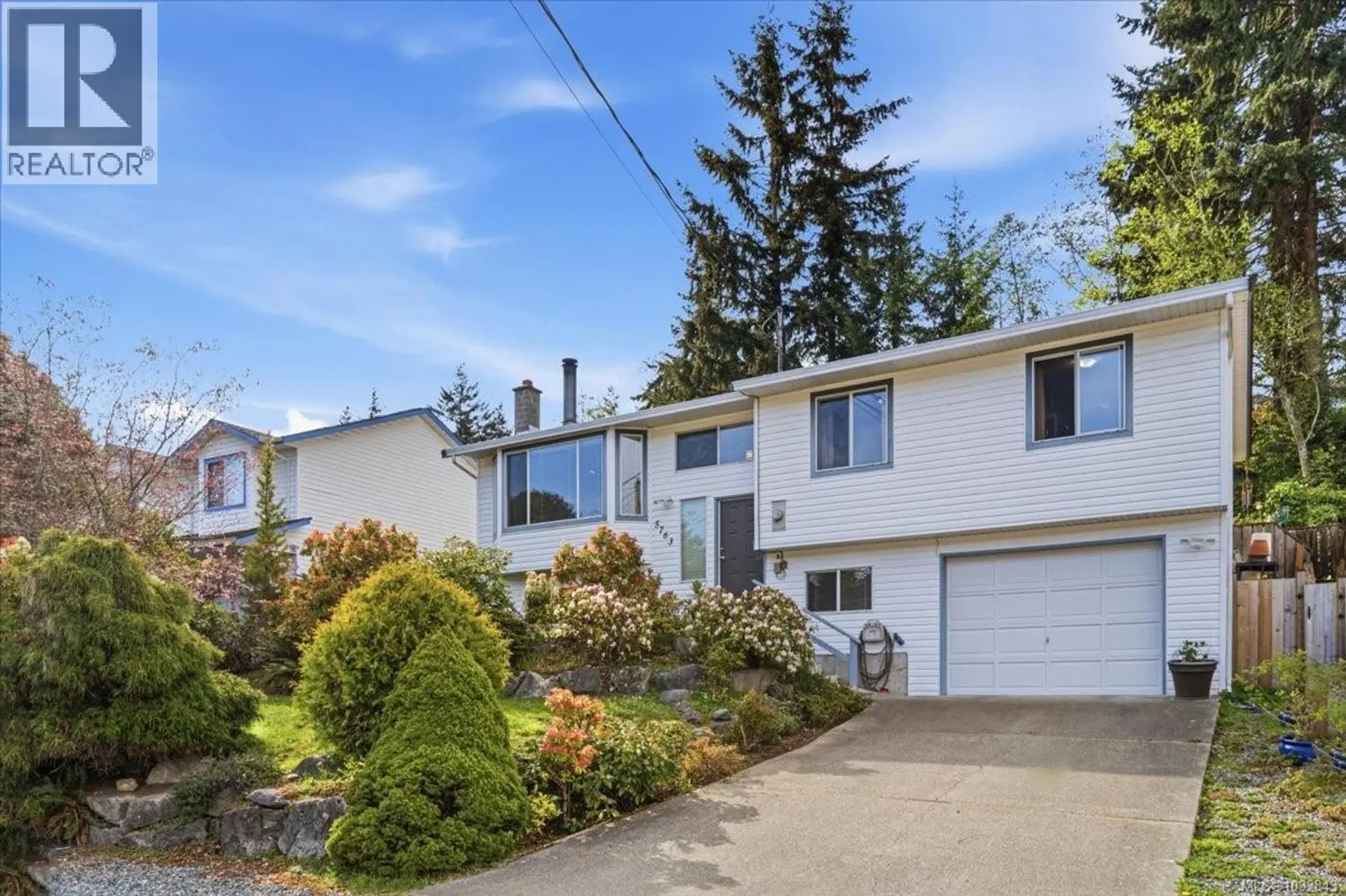 Property at 5763 Brookwood Dr, Nanaimo, BC