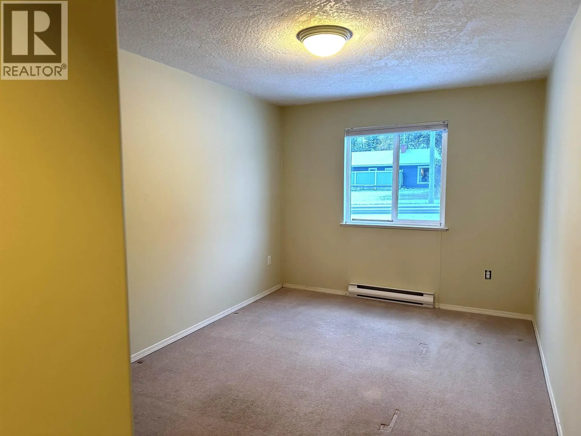 #1 1686 MAIN STREET - Image 8