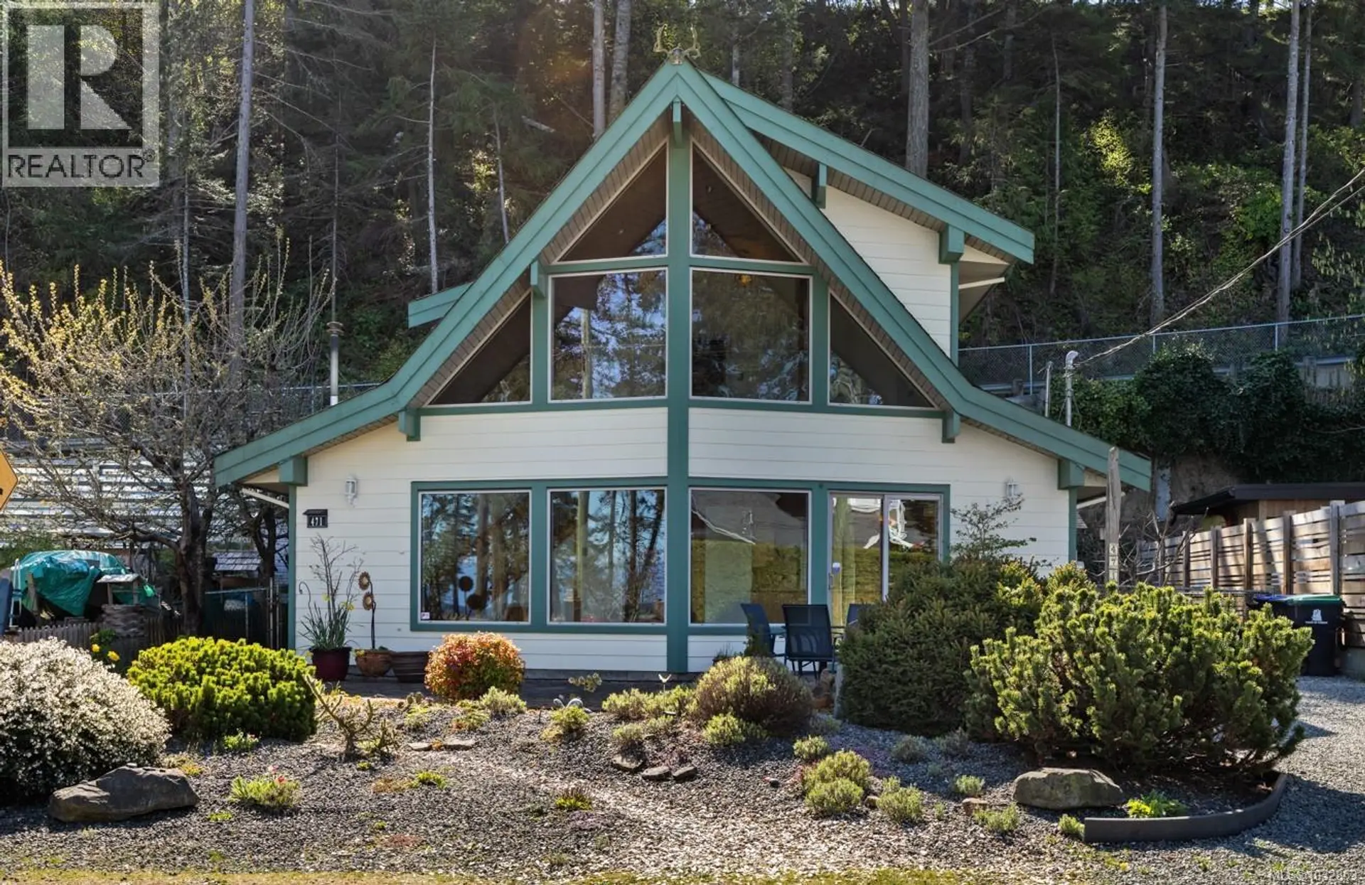 Property at 471 Windslow Rd, Comox, BC