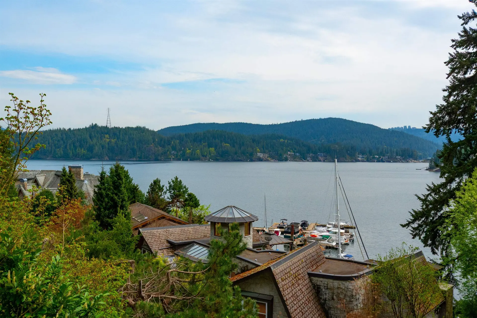 Property at 2873 Panorama Drive, North Vancouver, BC