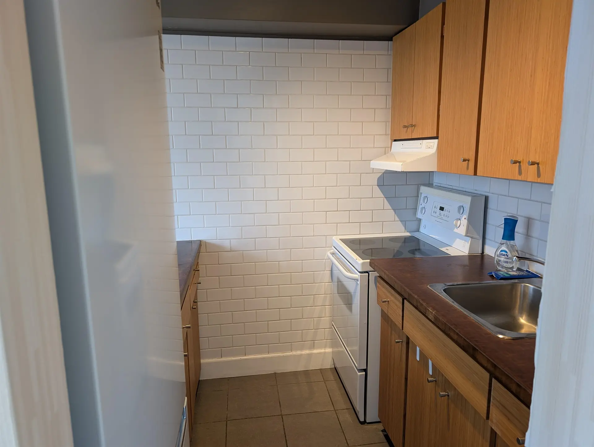 #1104 1219 Harwood Street - Image 2