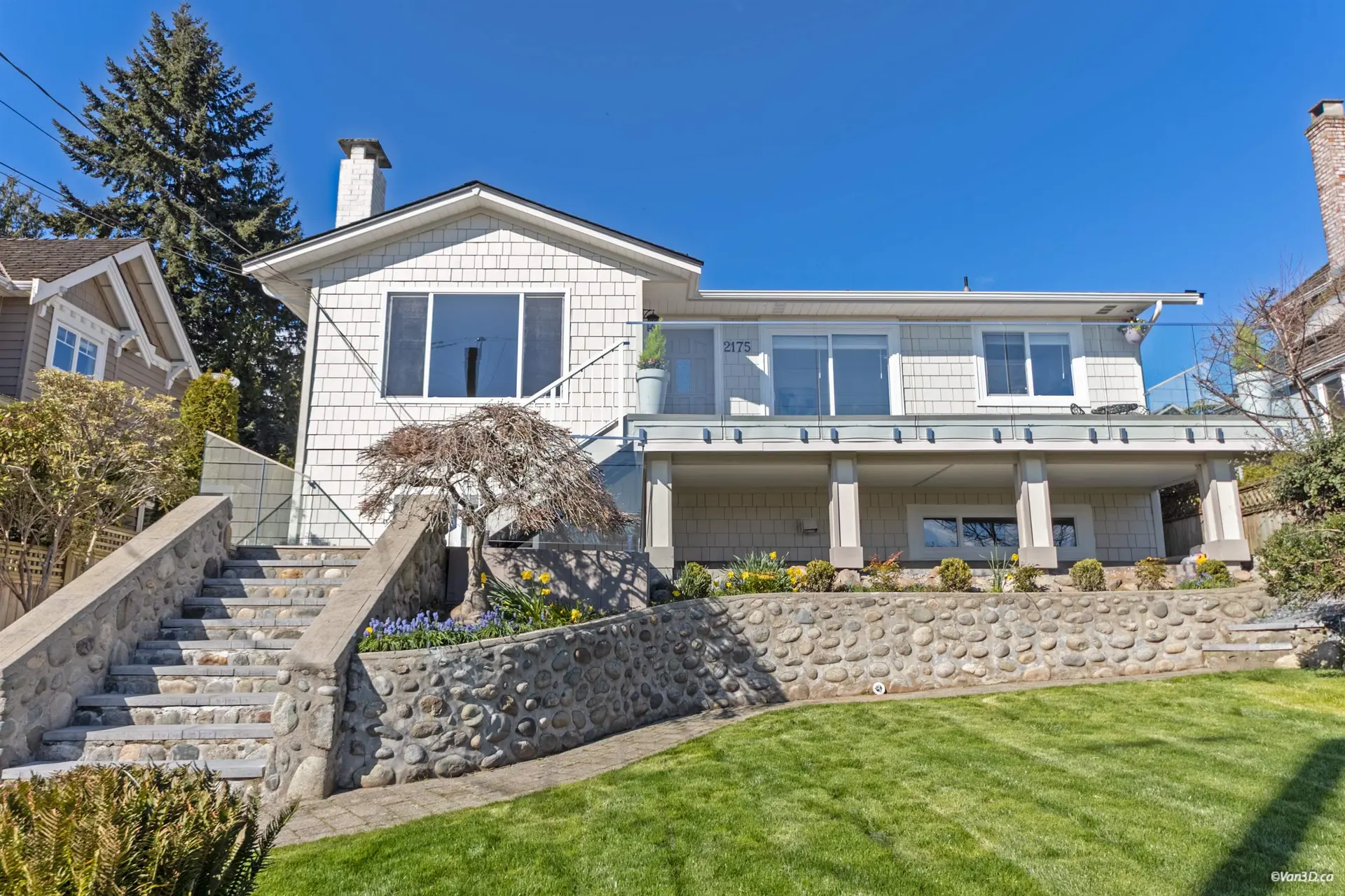 Property at 2175 Lawson Avenue, West Vancouver, BC
