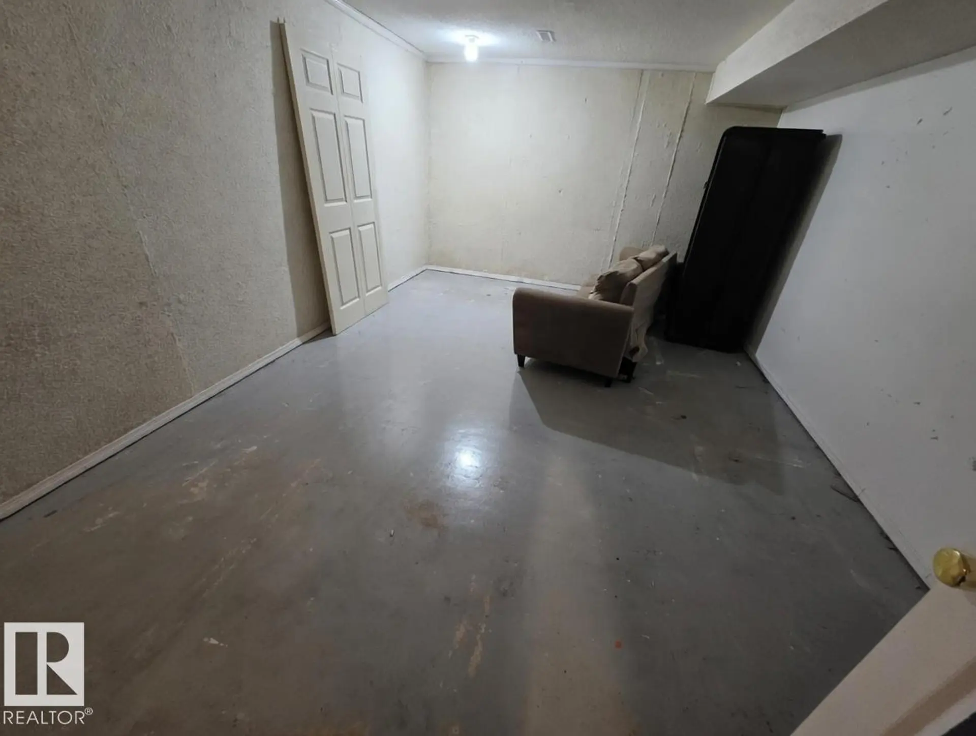 #108 87 BROOKWOOD DR - Image 15