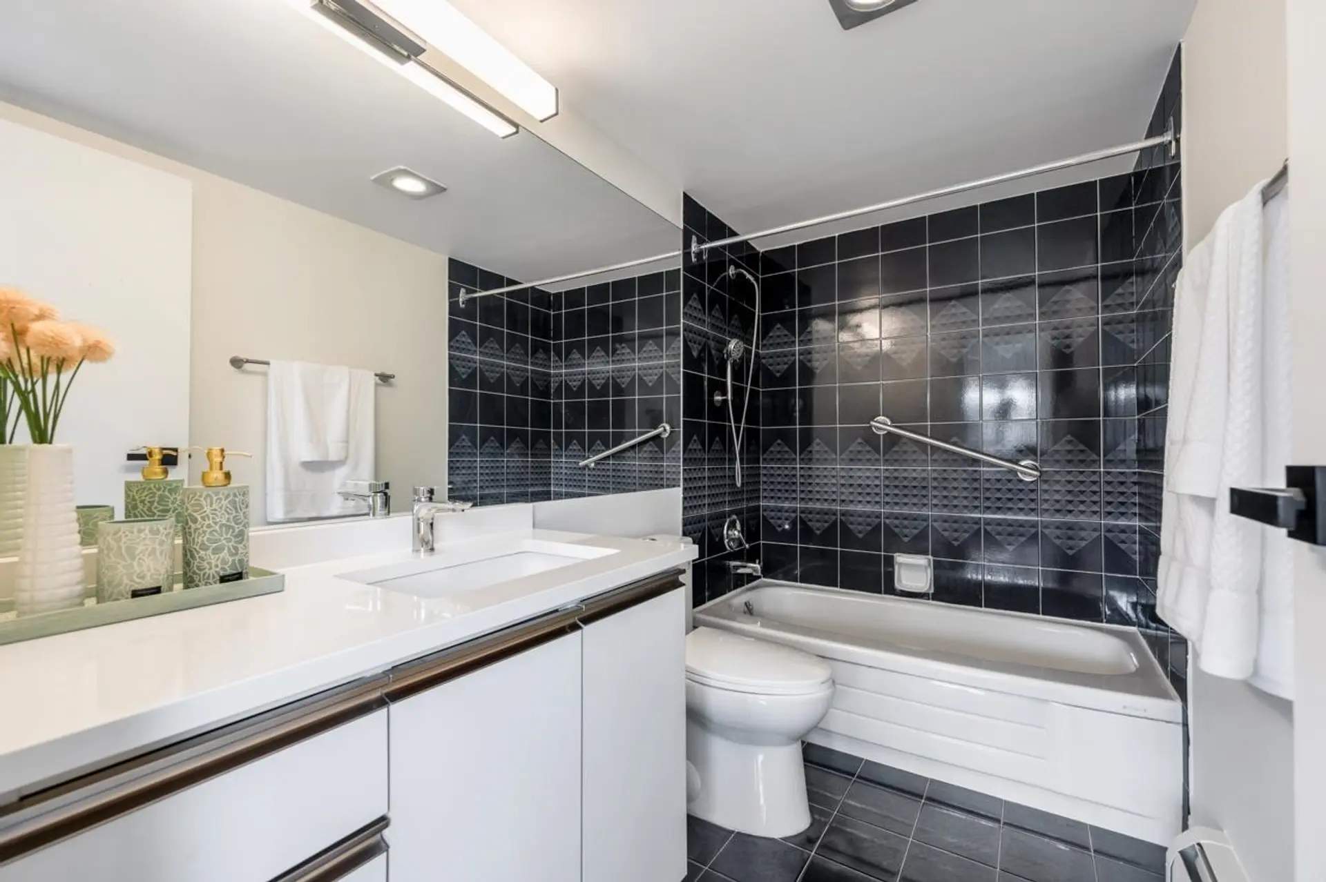 #4A 1568 W 12th Avenue - Image 16