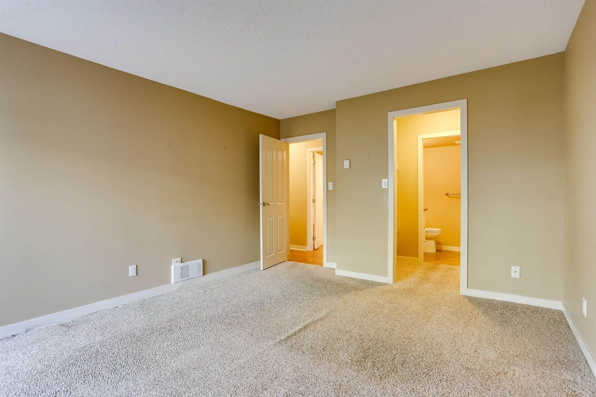 #208 1521 Blackwood Street - Image 13
