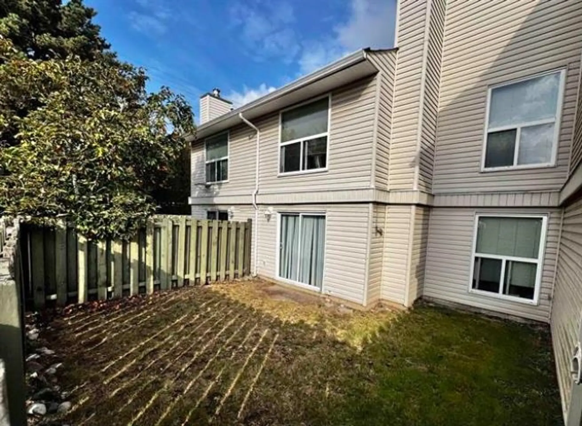 #302 32550 Maclure Road - Image 2
