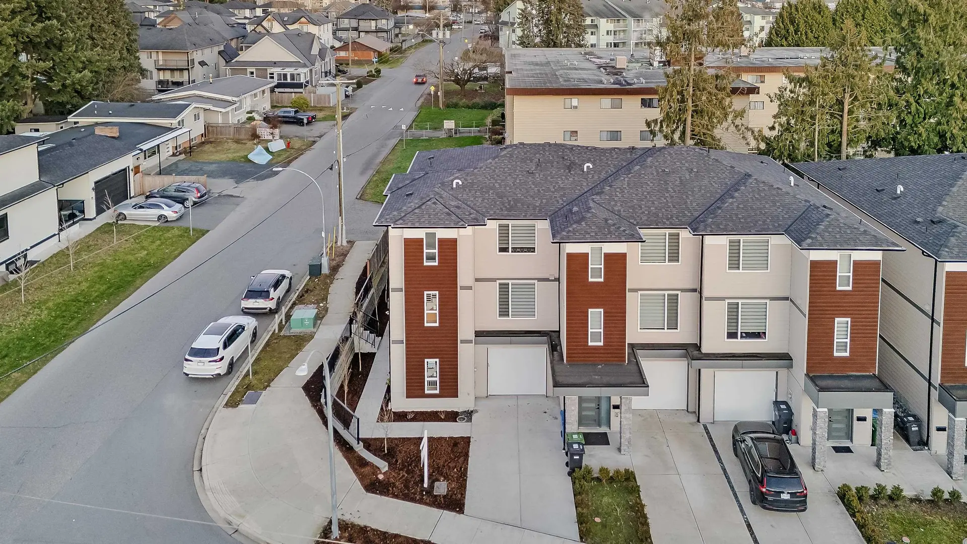 Property at 2596 Janzen Street, Abbotsford, BC