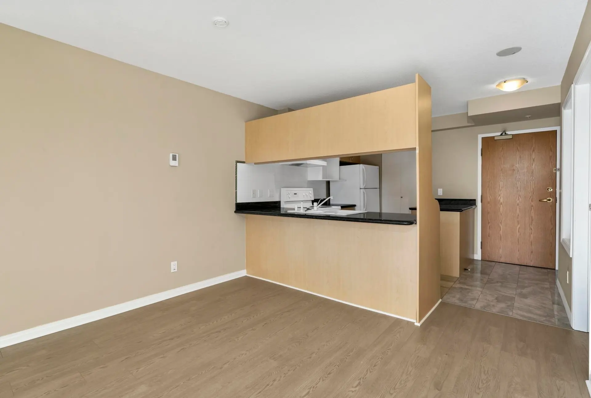 #509 6611 Cooney Road - Image 2