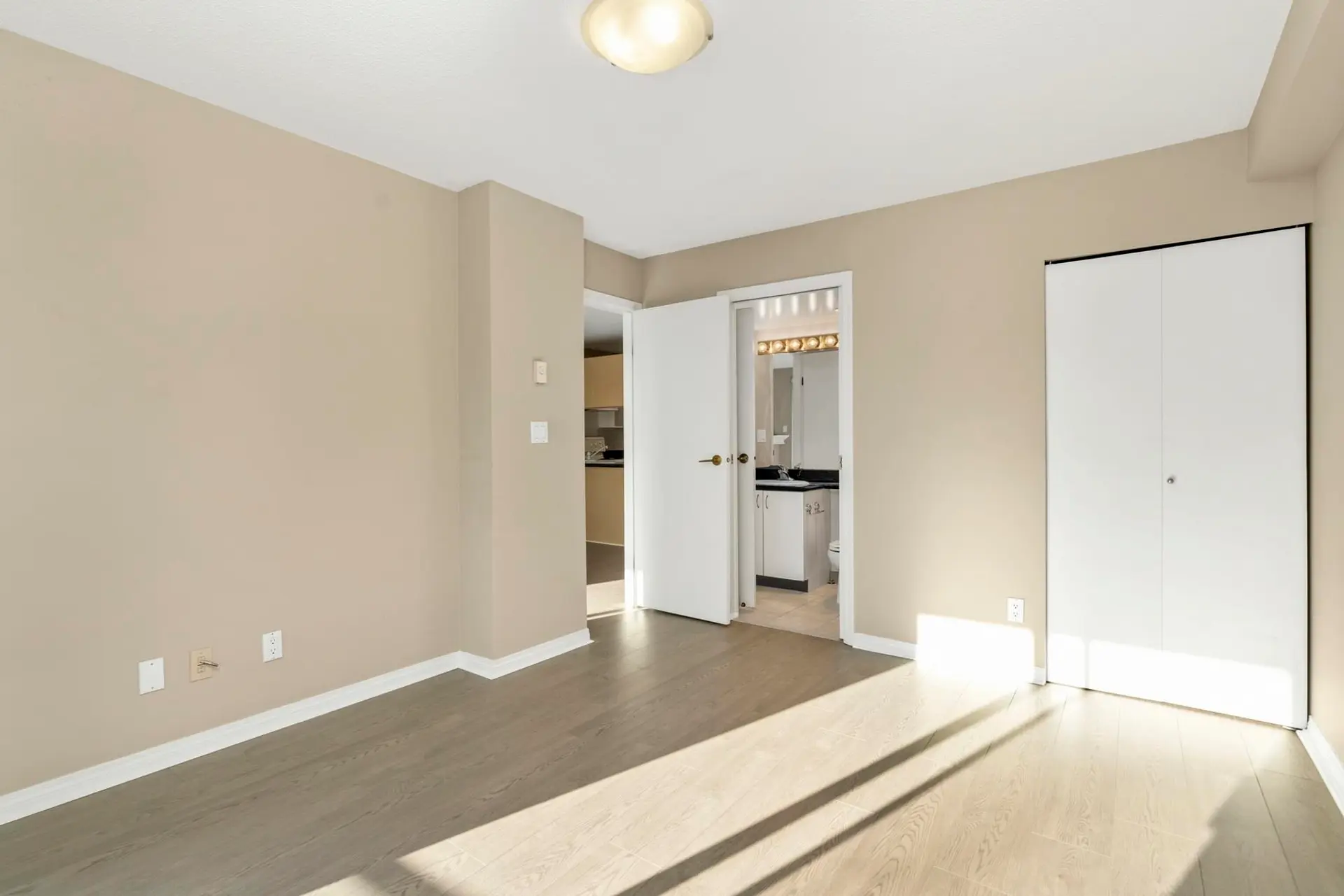#509 6611 Cooney Road - Image 8