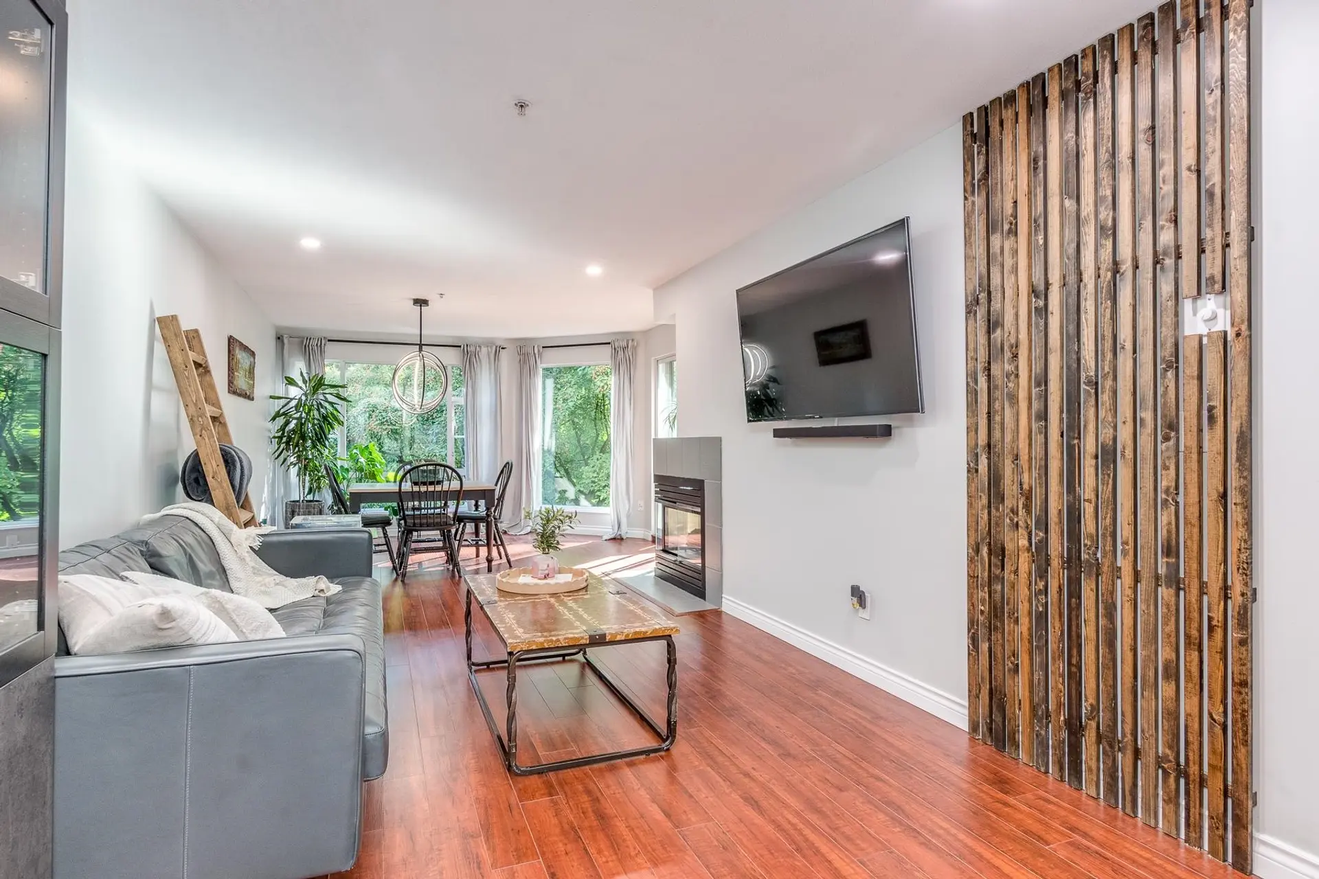 #212 22233 River Road - Image 2