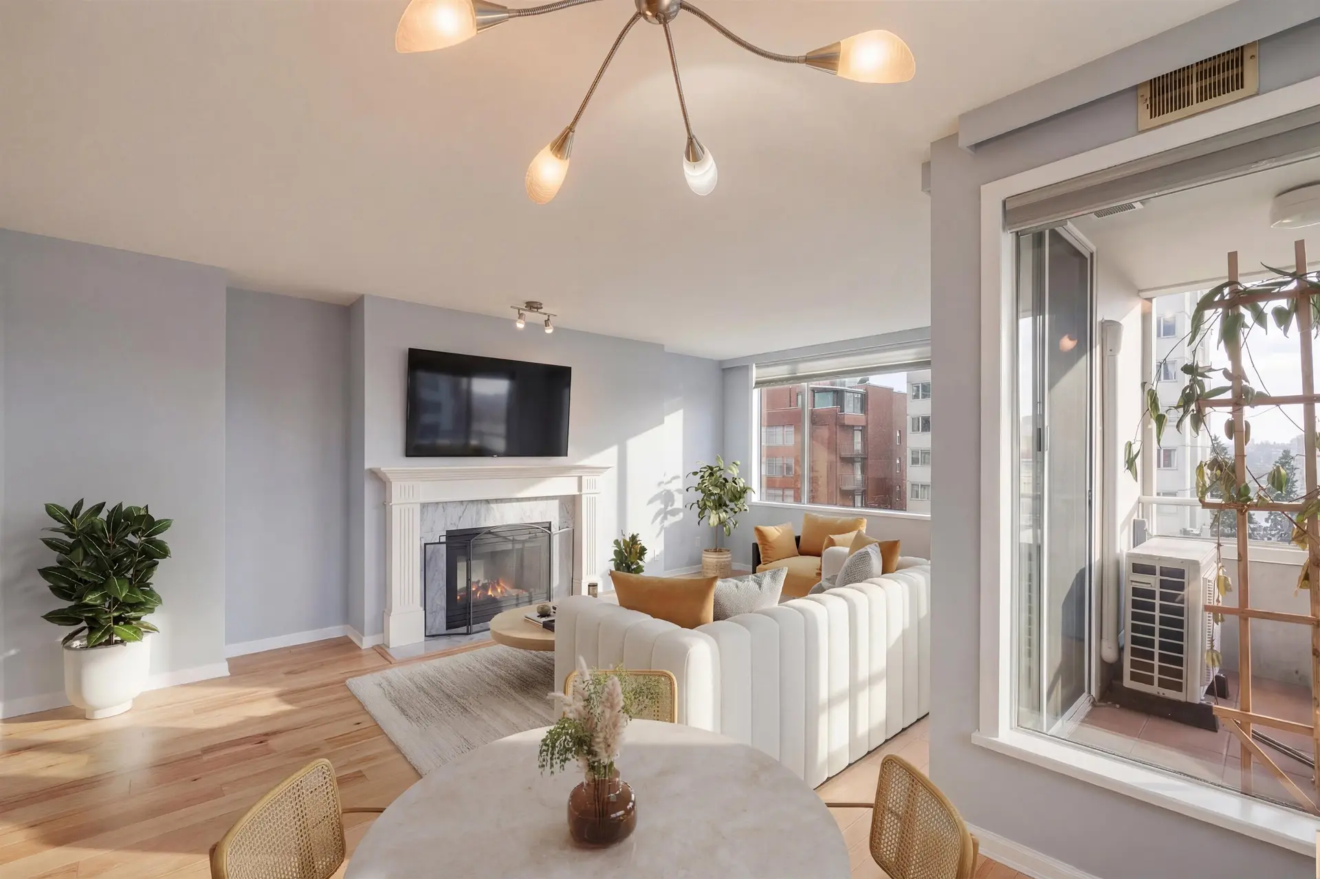 #403 1436 Harwood Street - Image 3