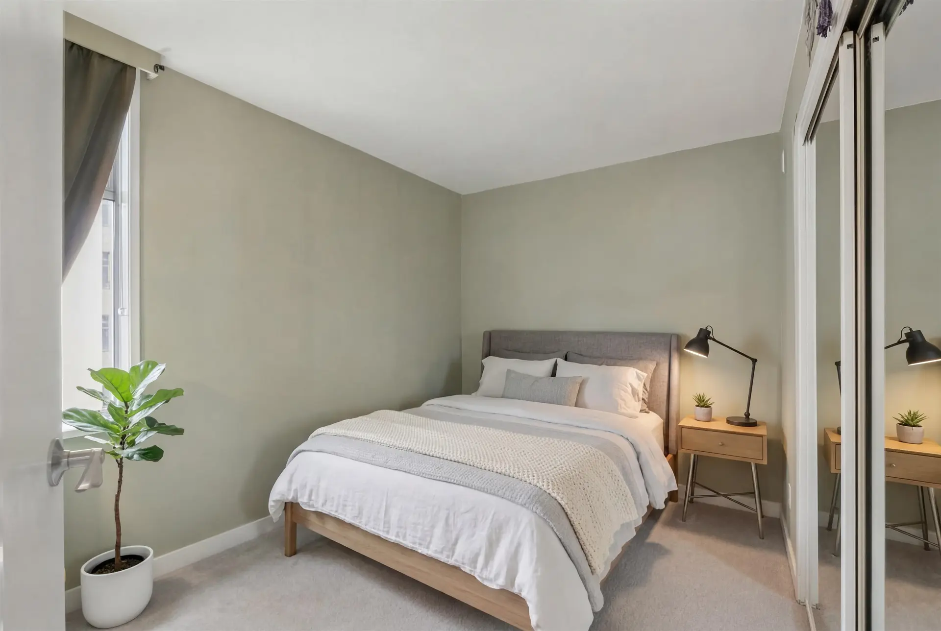 #403 1436 Harwood Street - Image 9