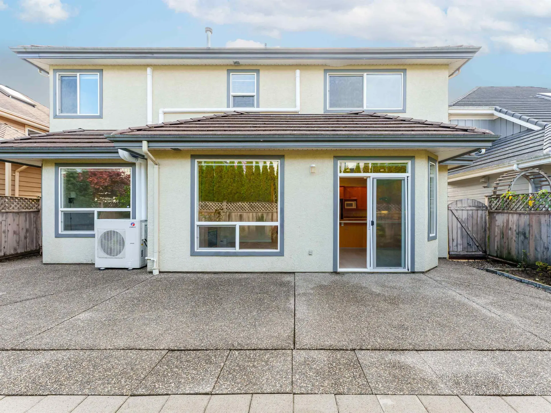 3551 Johnson Avenue - Image 17