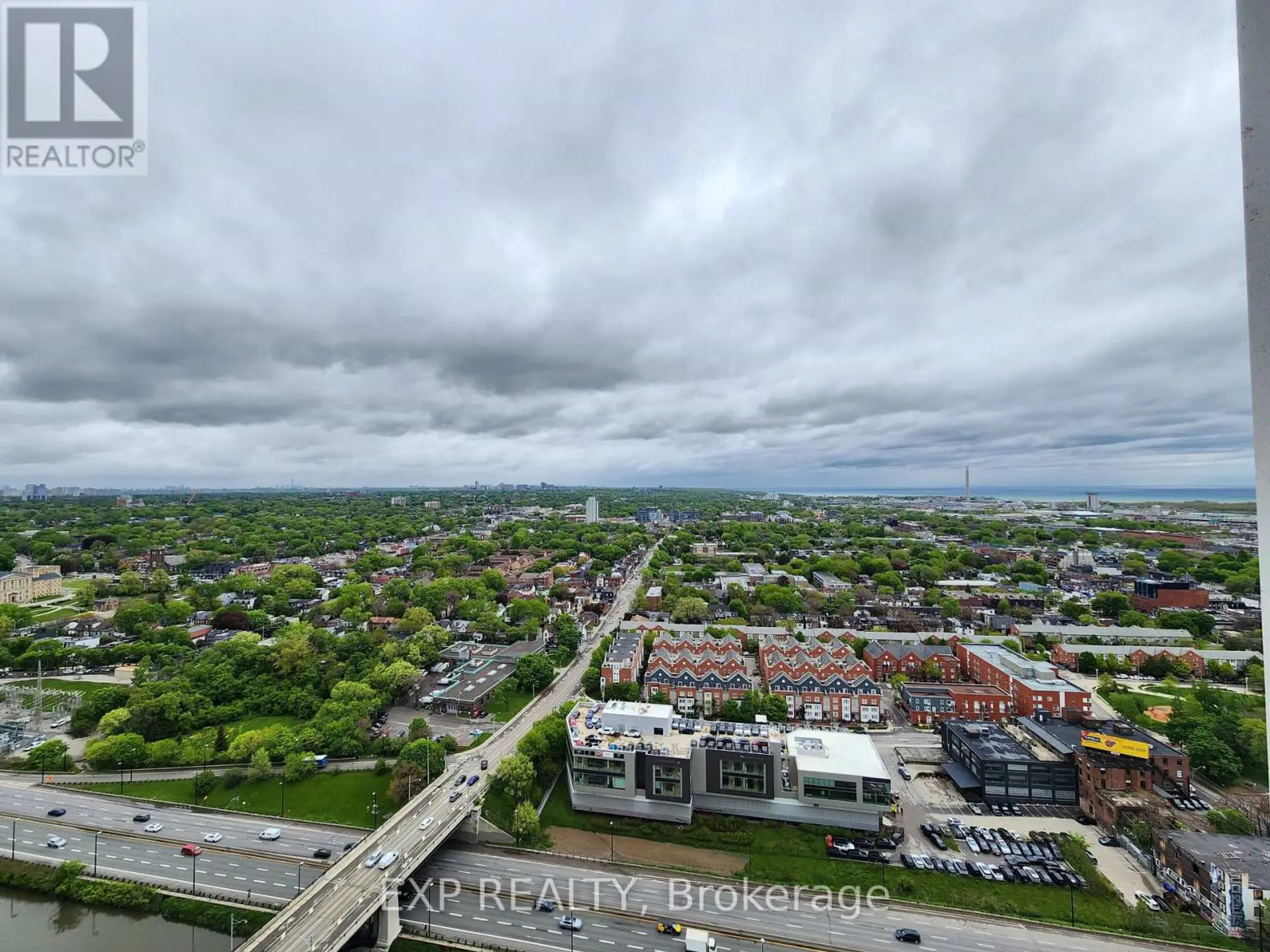 #3012 5 DEFRIES STREET - Image 11
