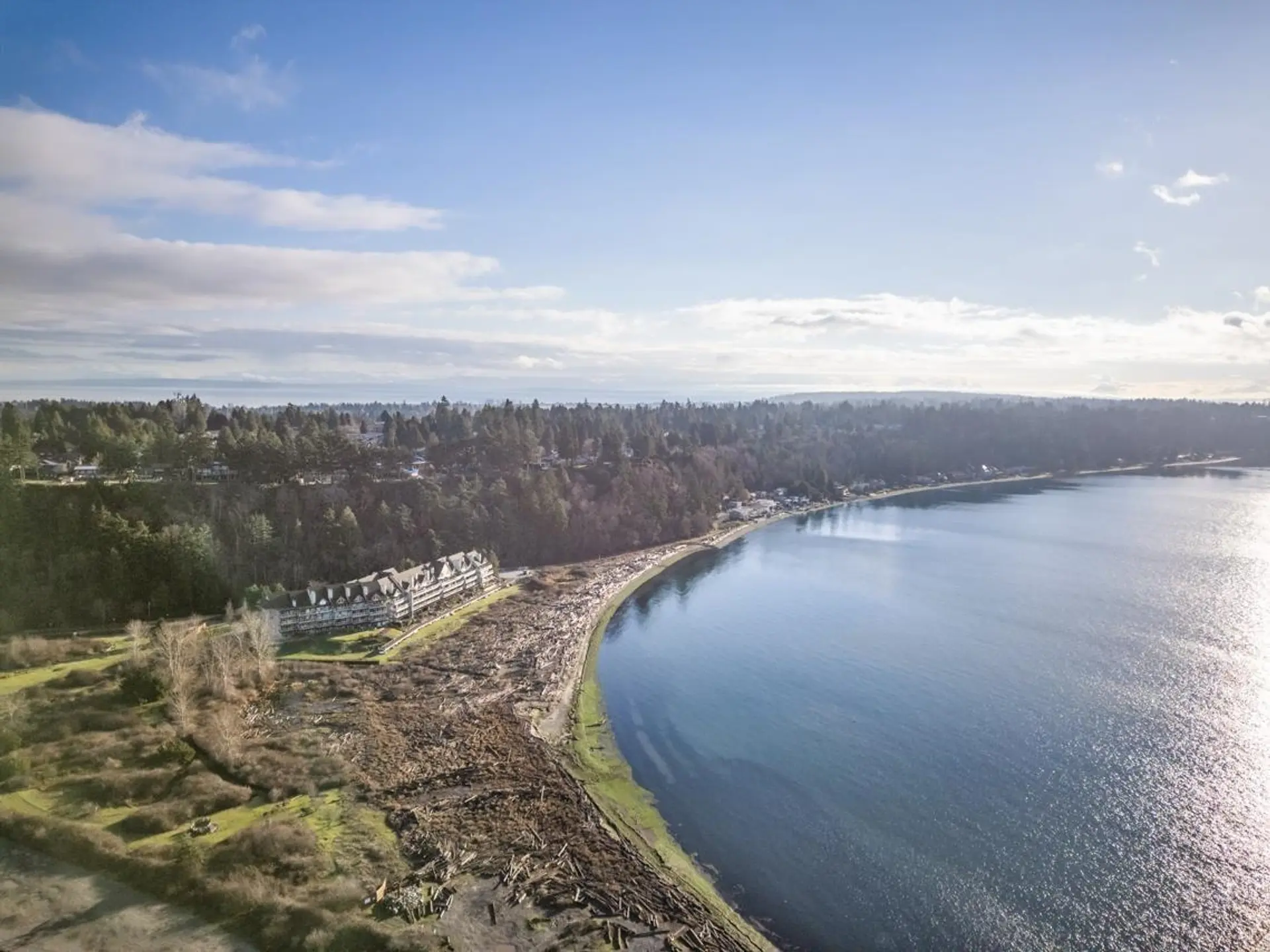 #319 1120 Tsatsu Shores Drive - Image 2