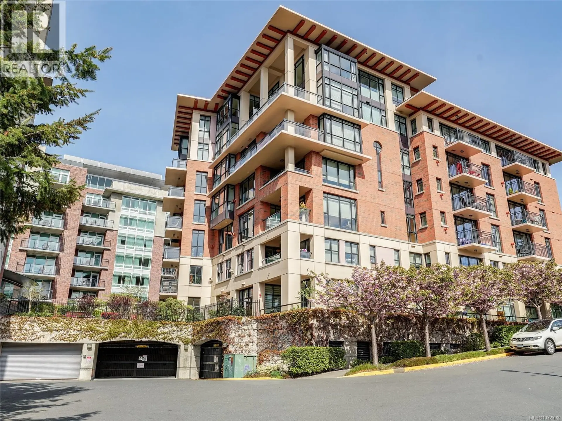 Property at #205 827 Fairfield Rd, Victoria, BC