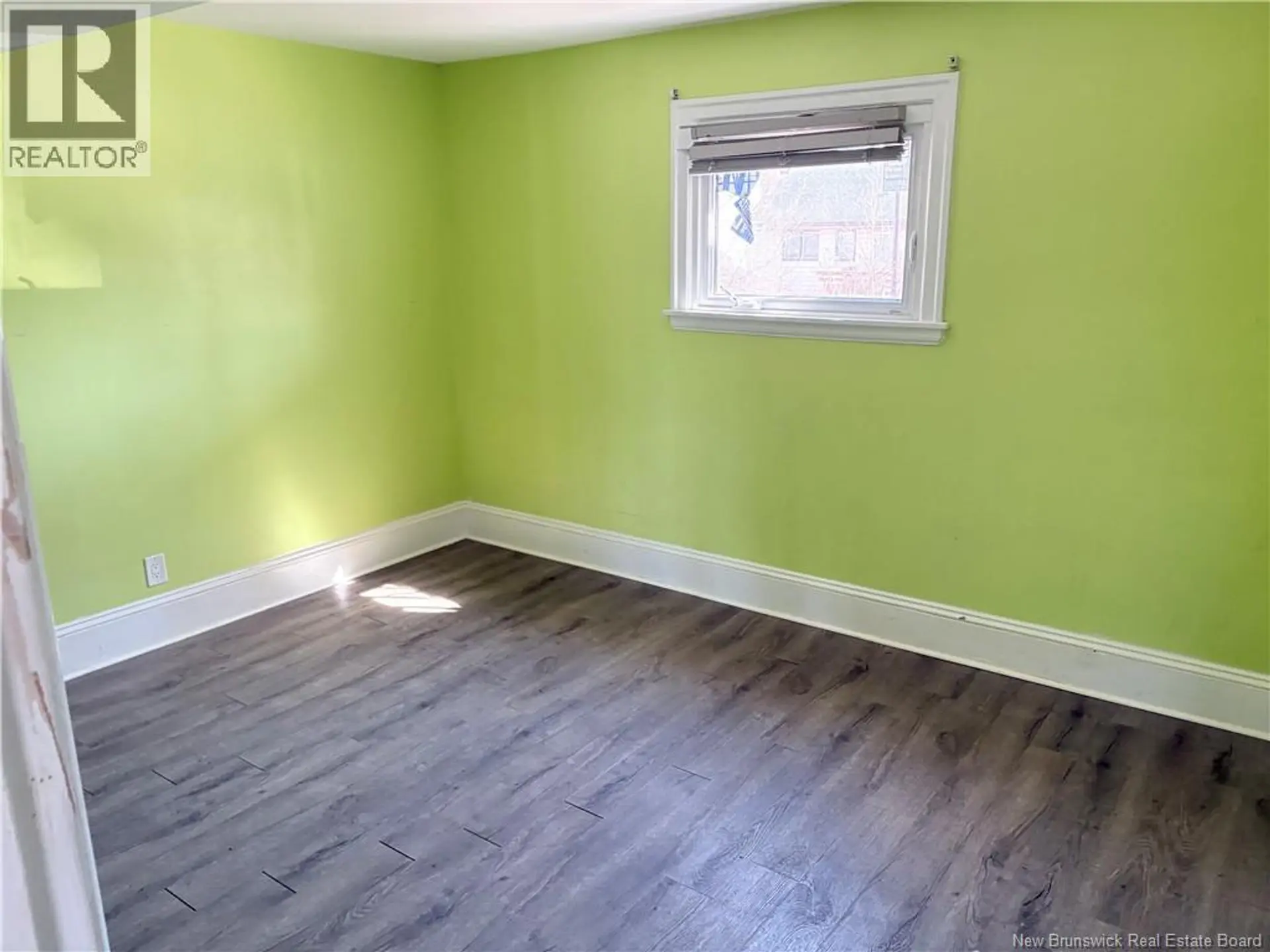 137 West Lane - Image 11