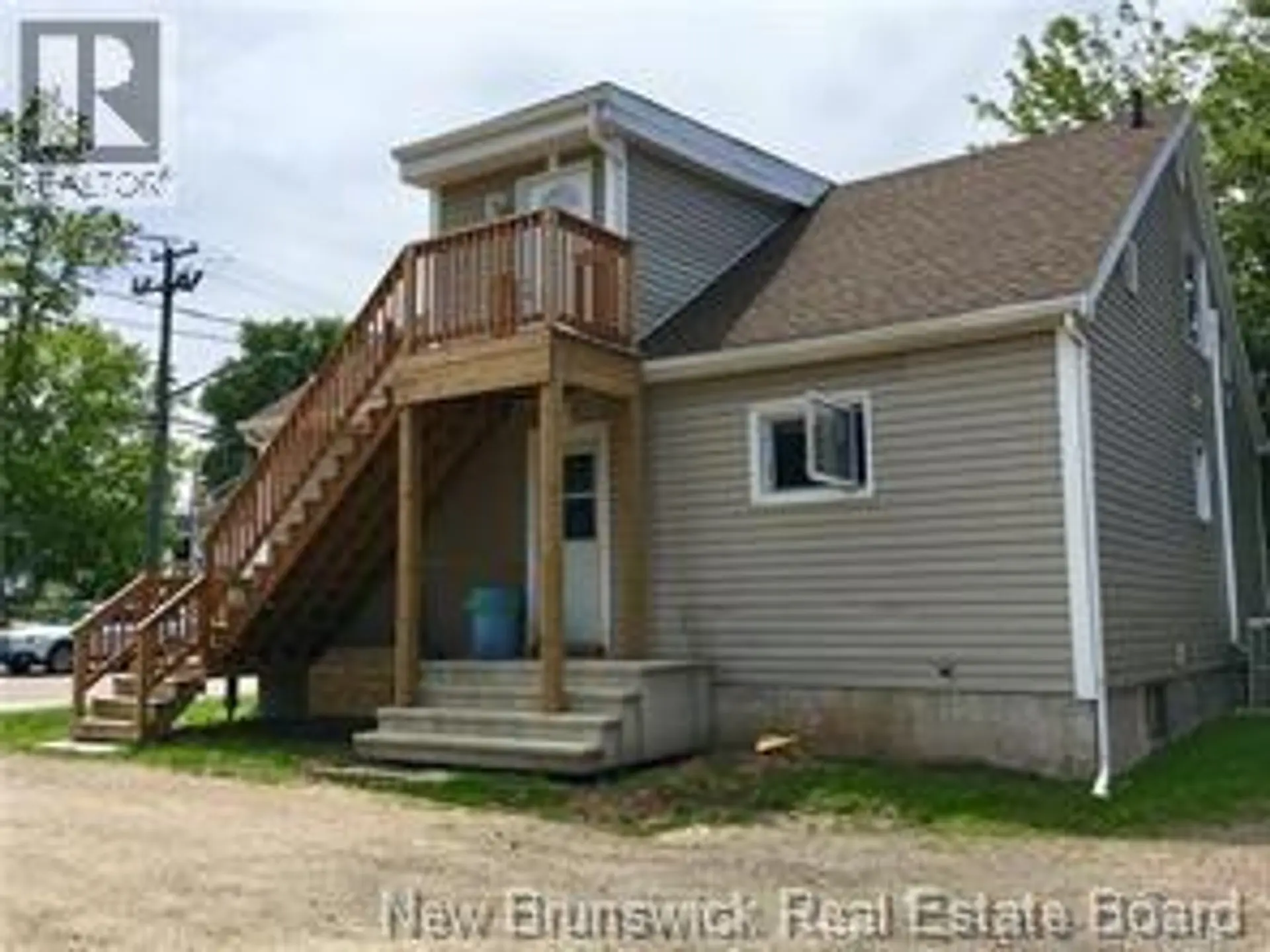 137 West Lane - Image 3