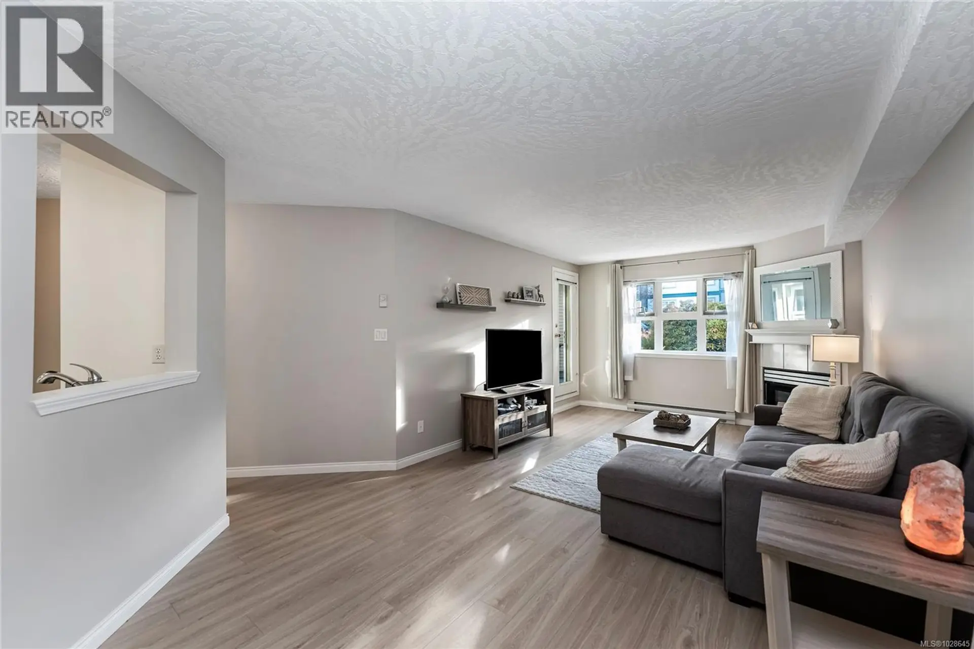 Property at #111 3010 Washington Ave, Victoria, BC