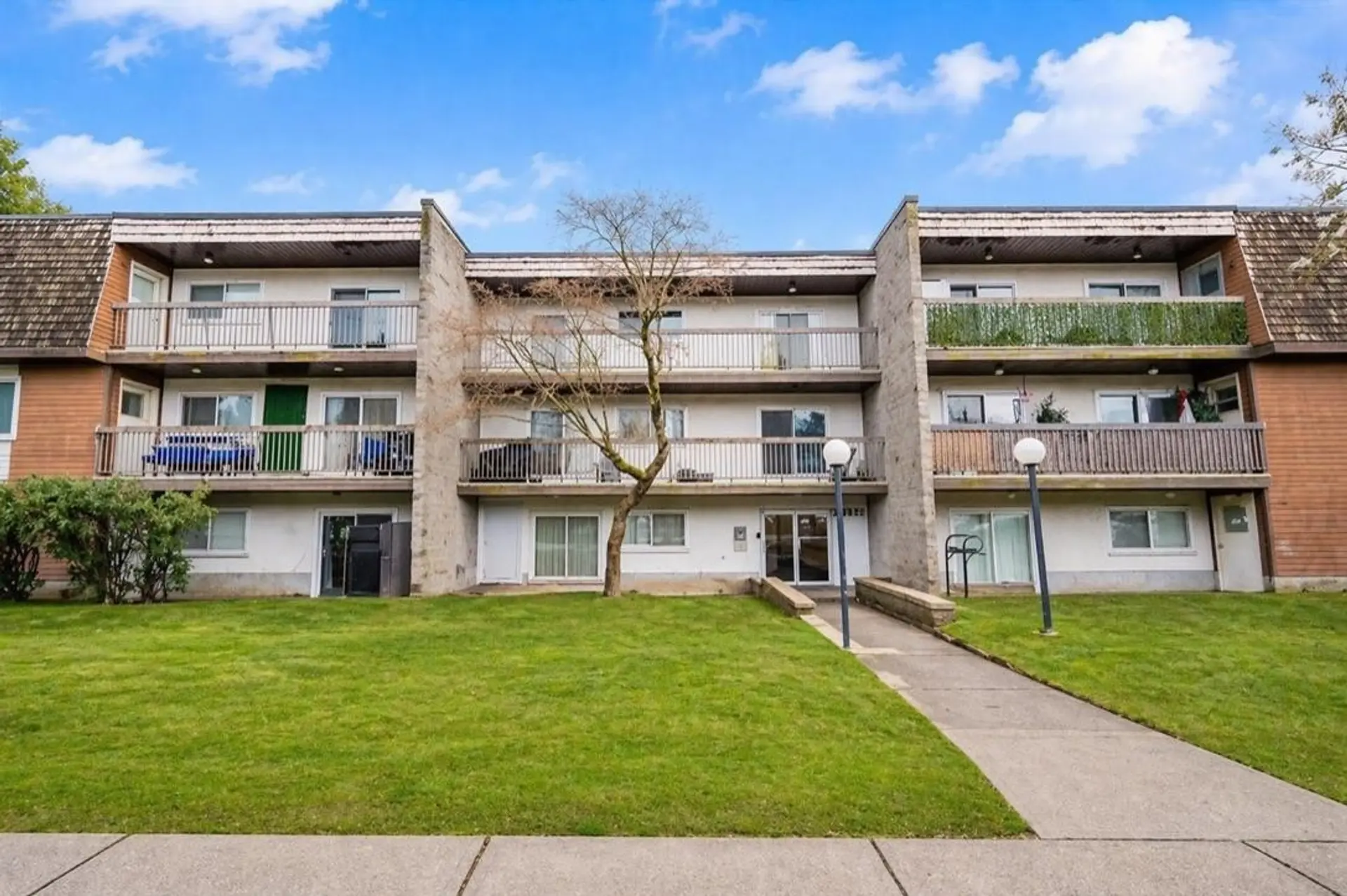 Property at #105 33850 Fern Street, Abbotsford, BC