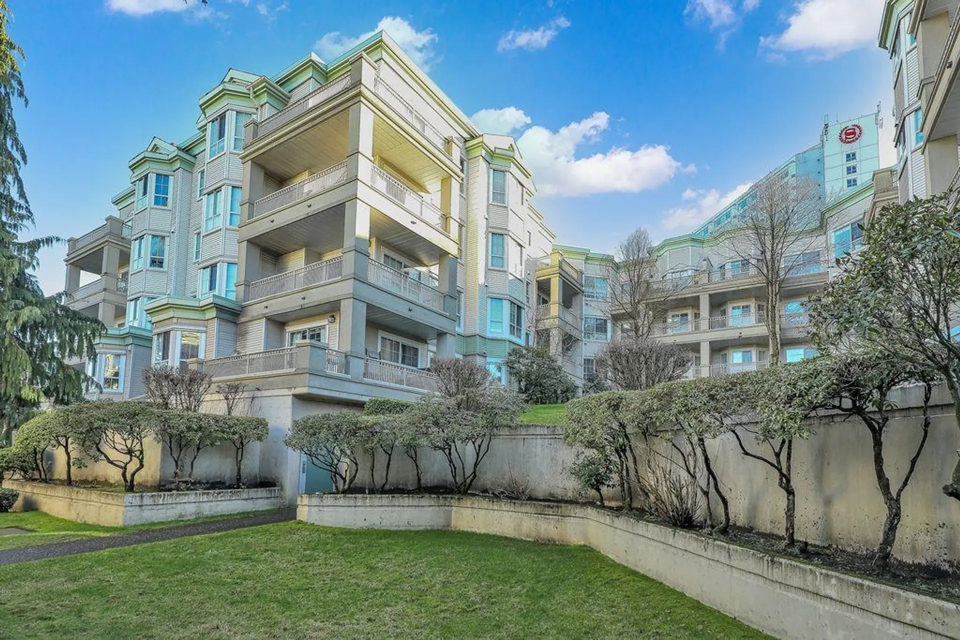 Property at #319 15268 105 Avenue, Surrey, BC