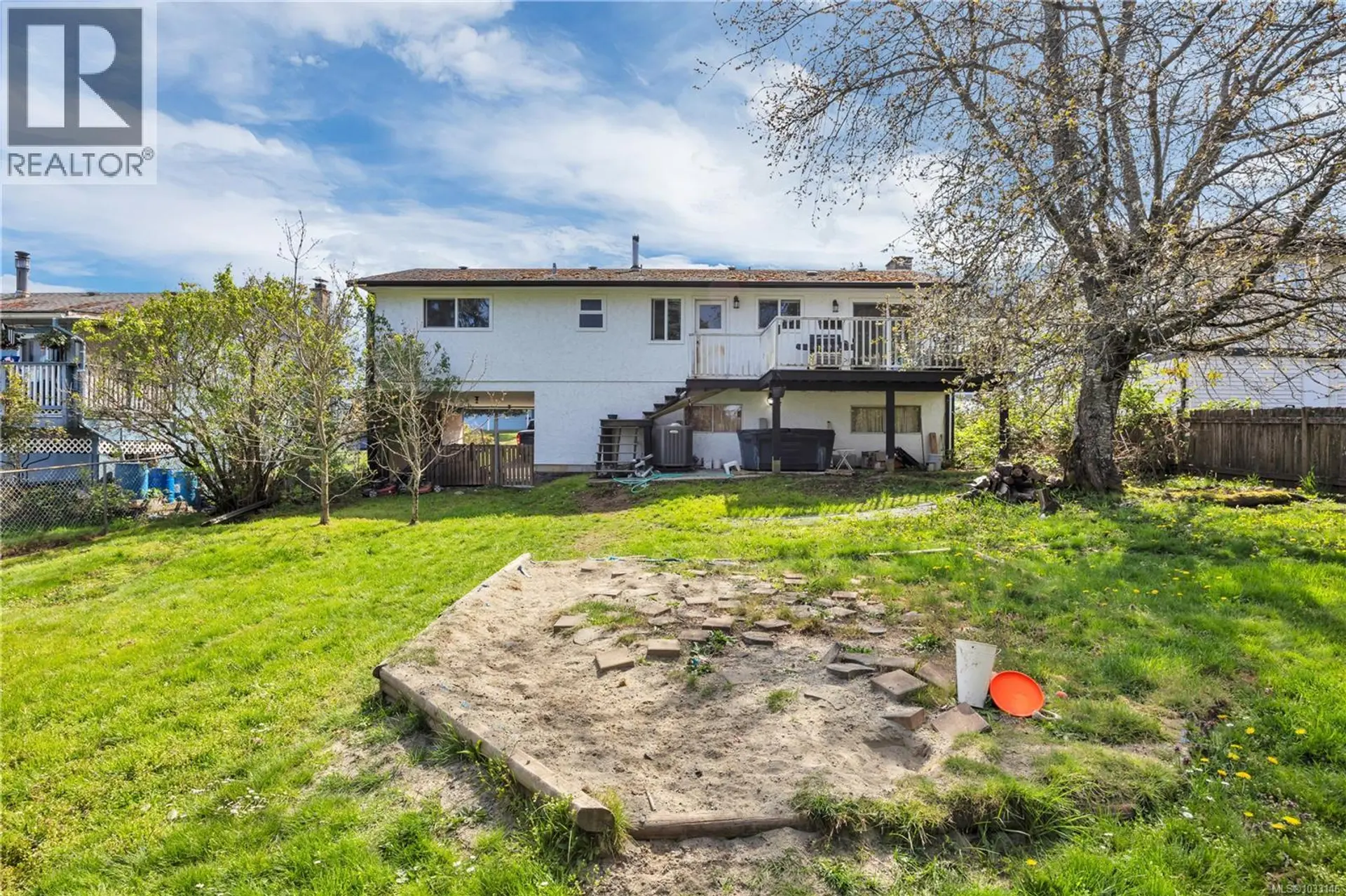 564 Nova St - Image 3