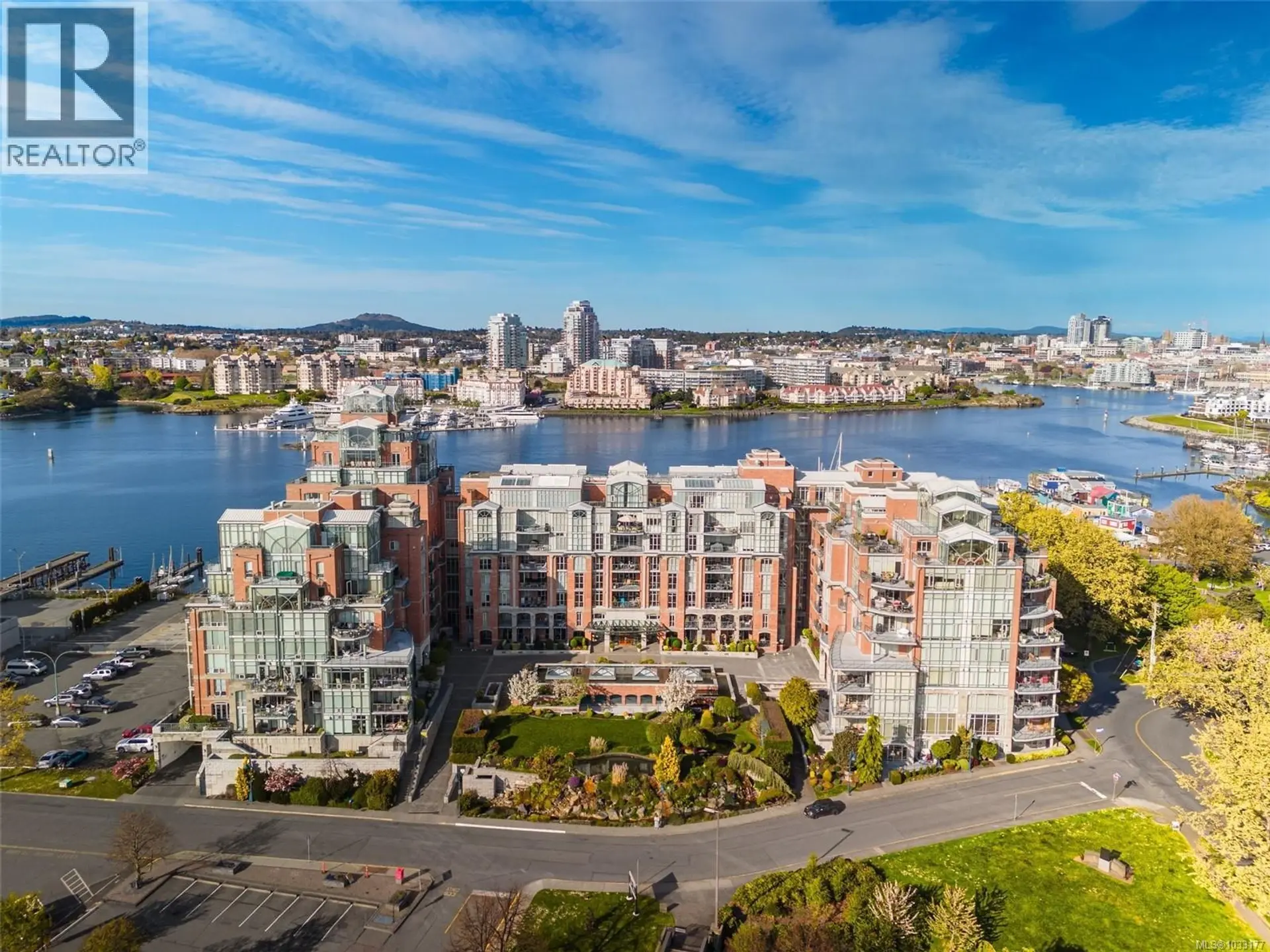 Property at #807 21 Dallas Rd, Victoria, BC