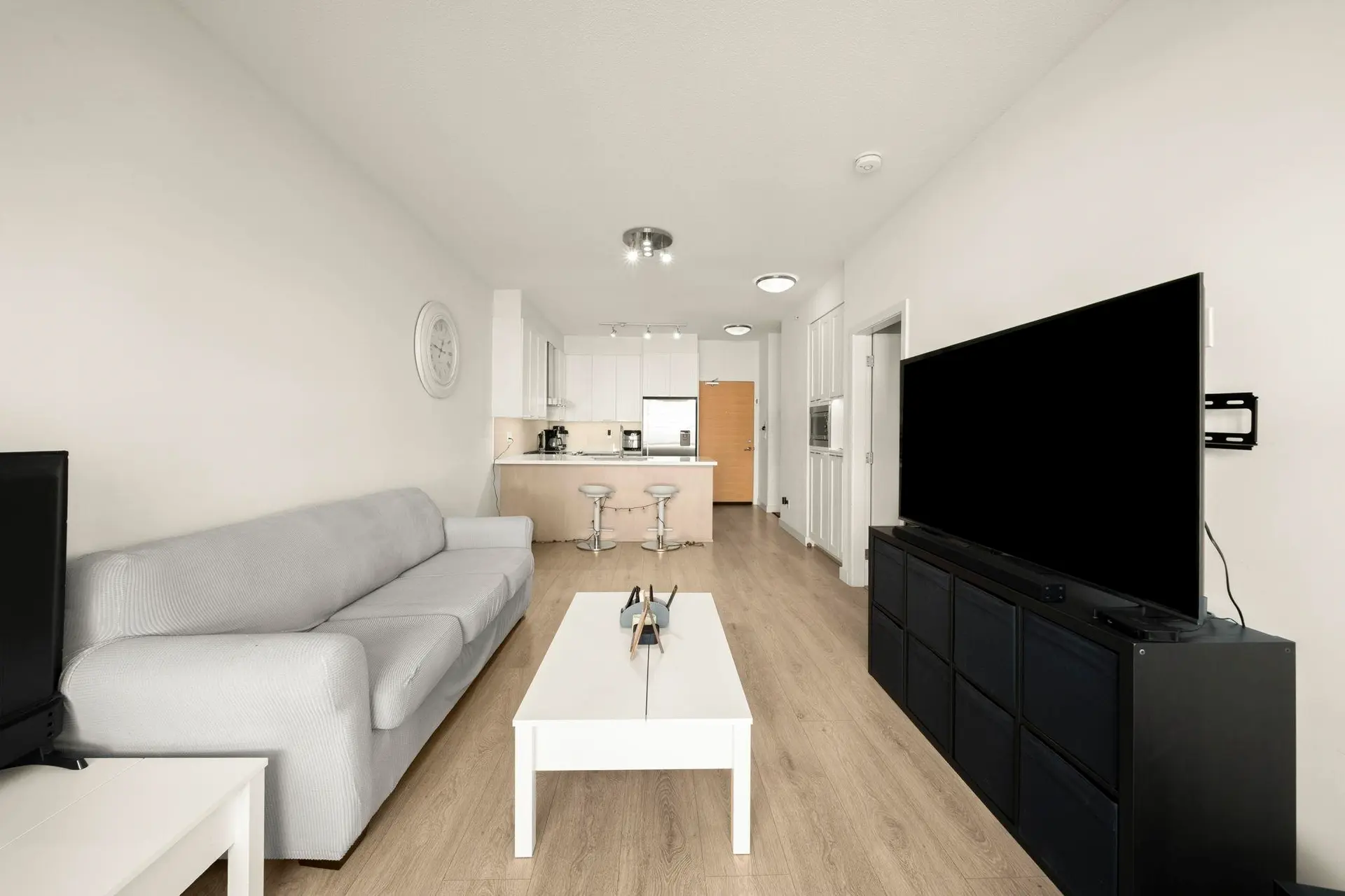 #412 611 Regan Avenue - Image 10