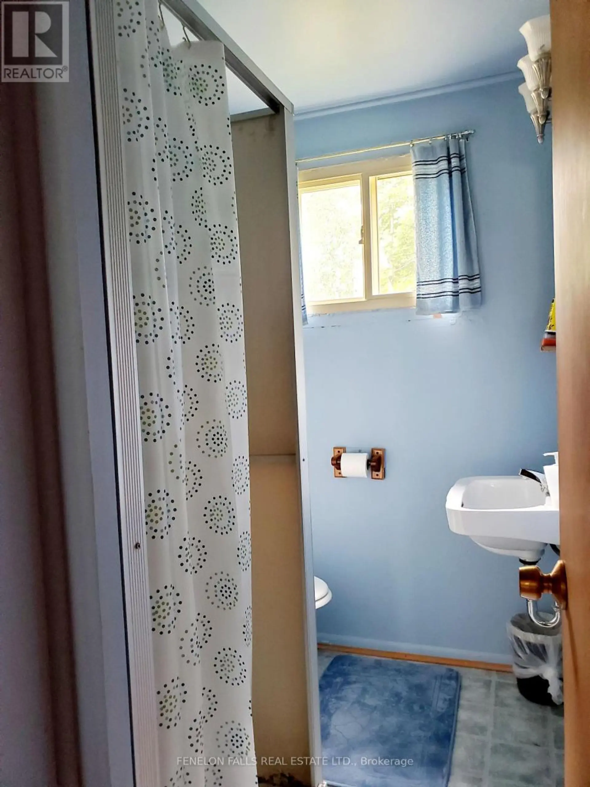 9 GOLD STREET - Image 11