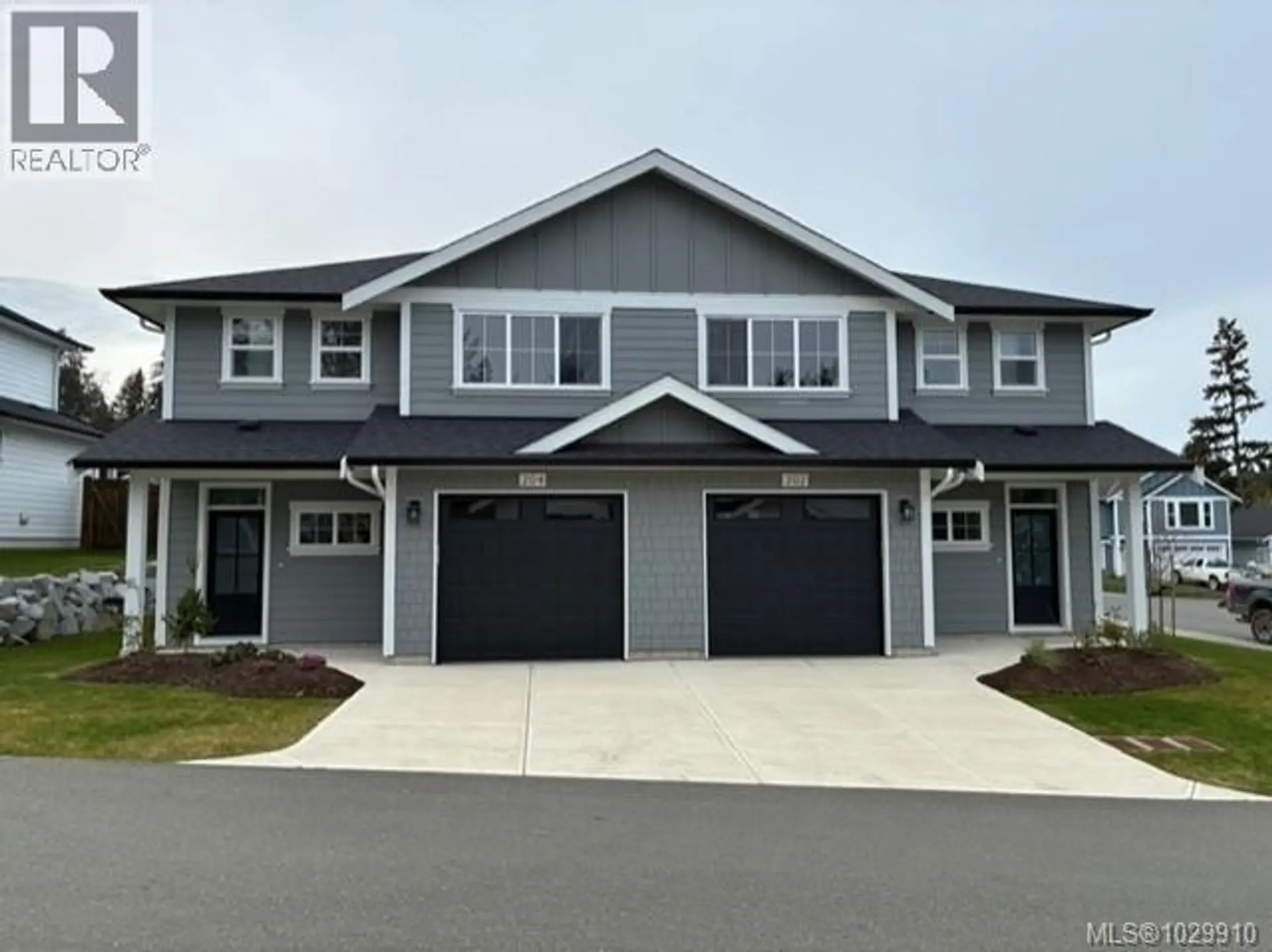 Property at #204 2580 Brookfield Dr, Courtenay, BC