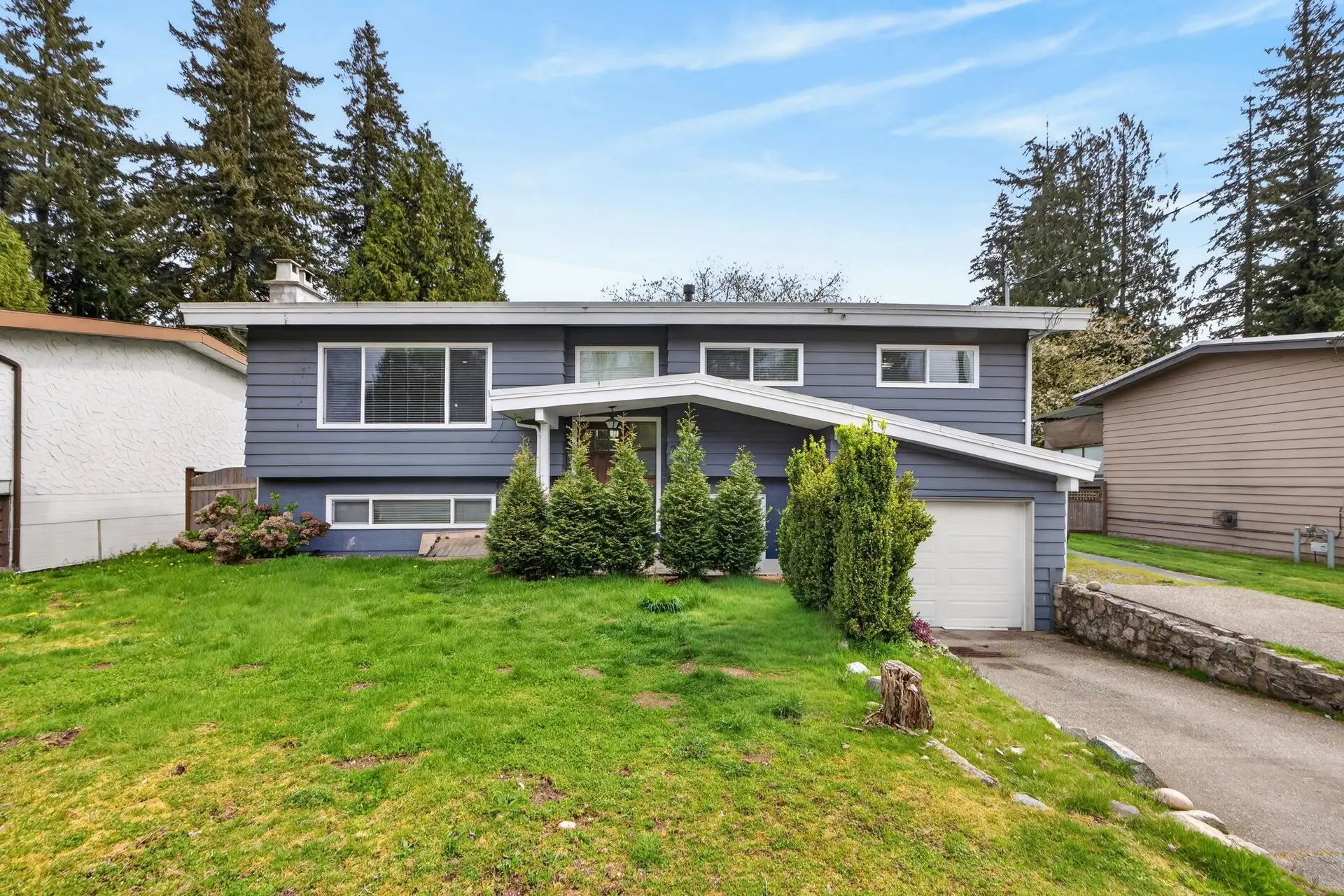 Property at 2924 Old Clayburn Road, Abbotsford, BC