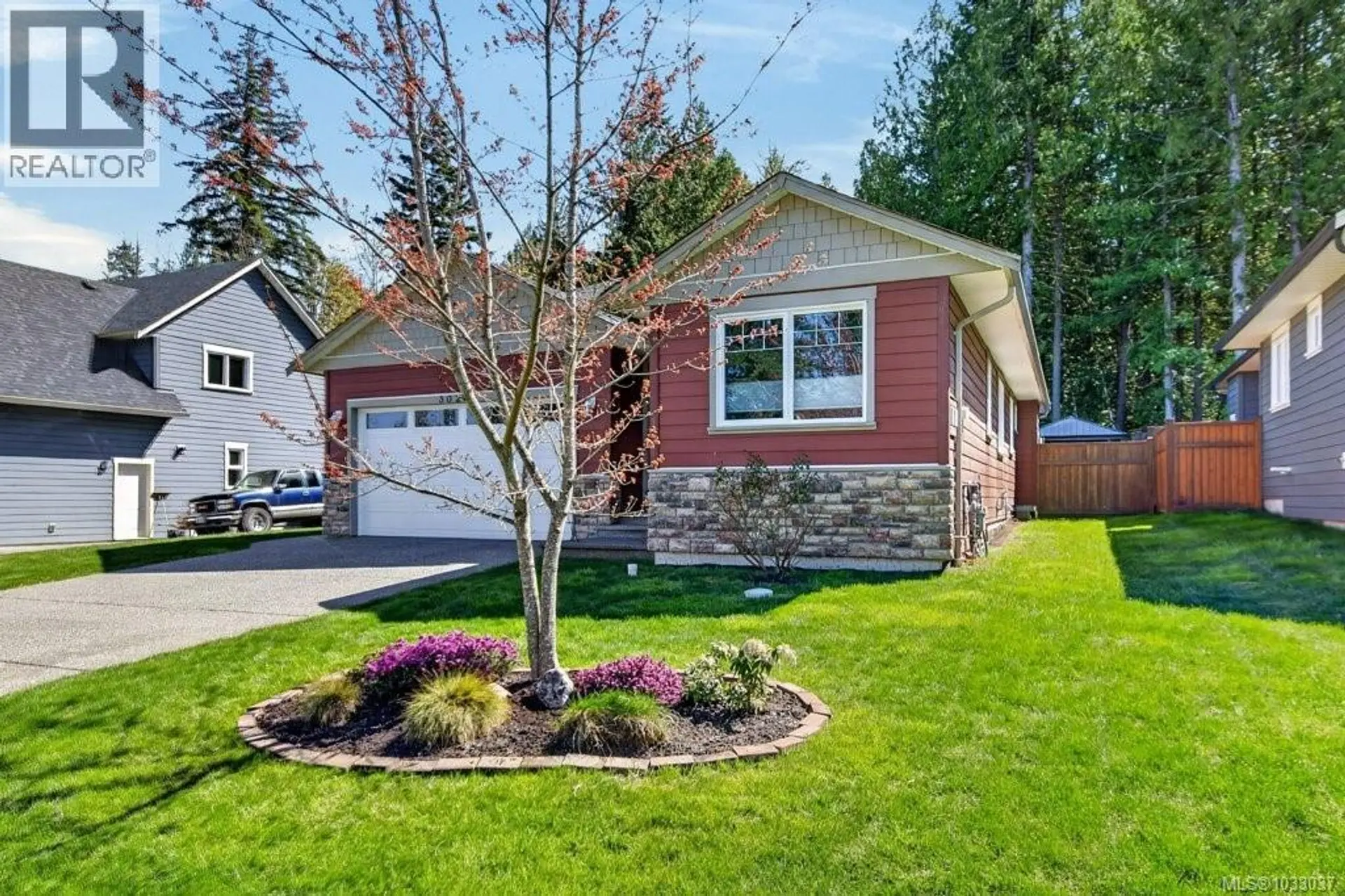 Property at 3028 Swanson St, Courtenay, BC